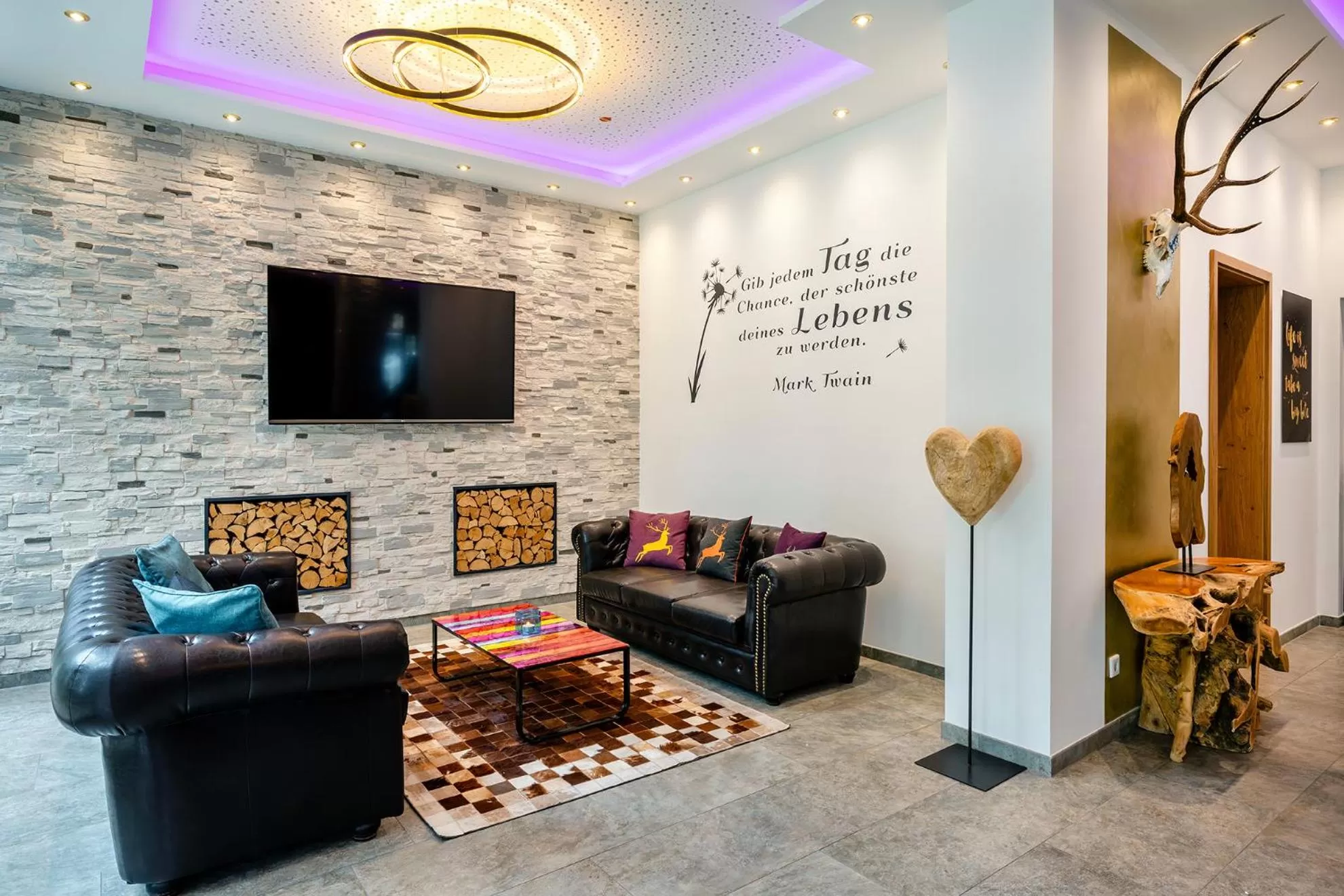 Lobby or reception in AVALON Hotel Bad Reichenhall