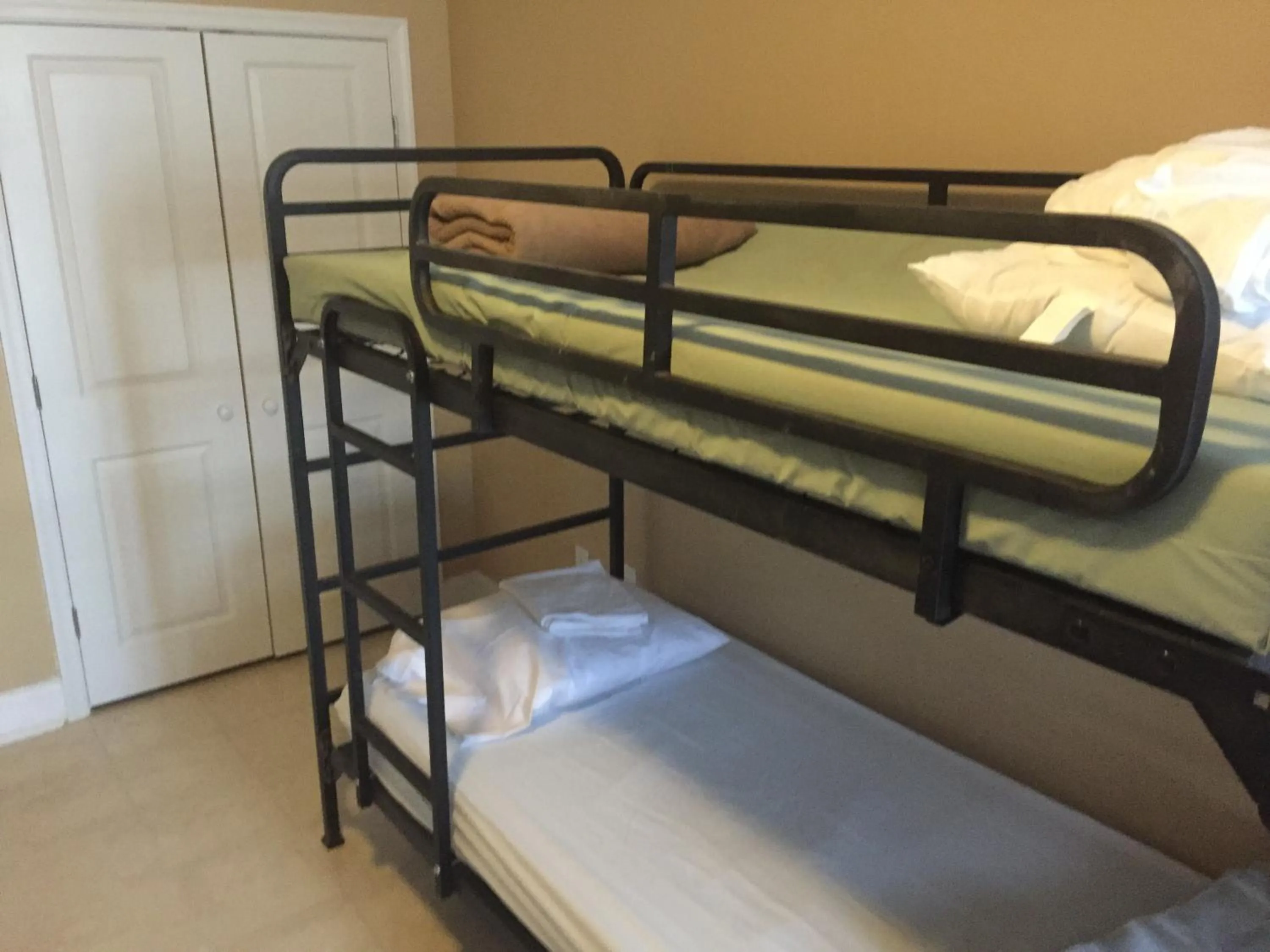 Other, Bed in DC International Hostel 2