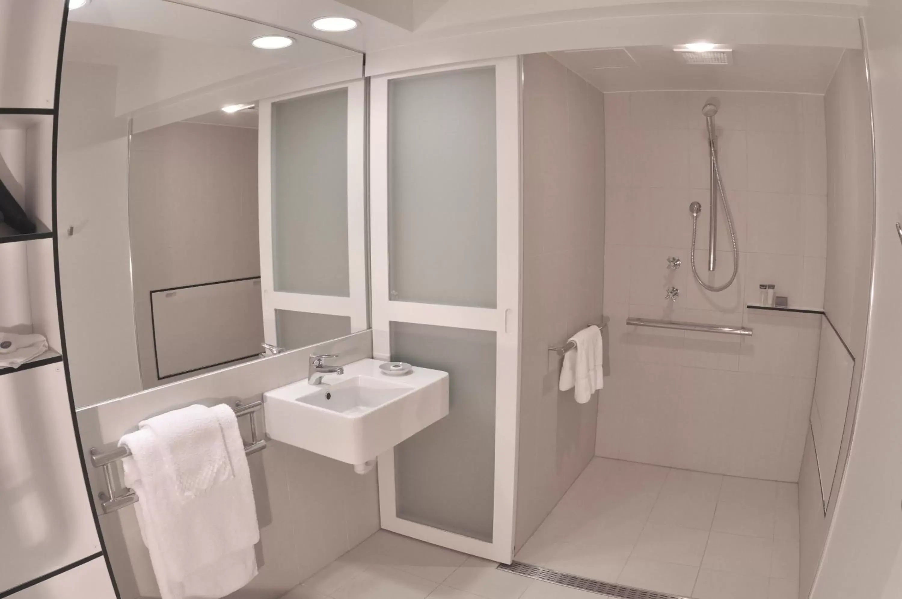 Standard King Suite - Accessible in Salamanca Inn Standard King Suite - Accessible in Salamanca Inn