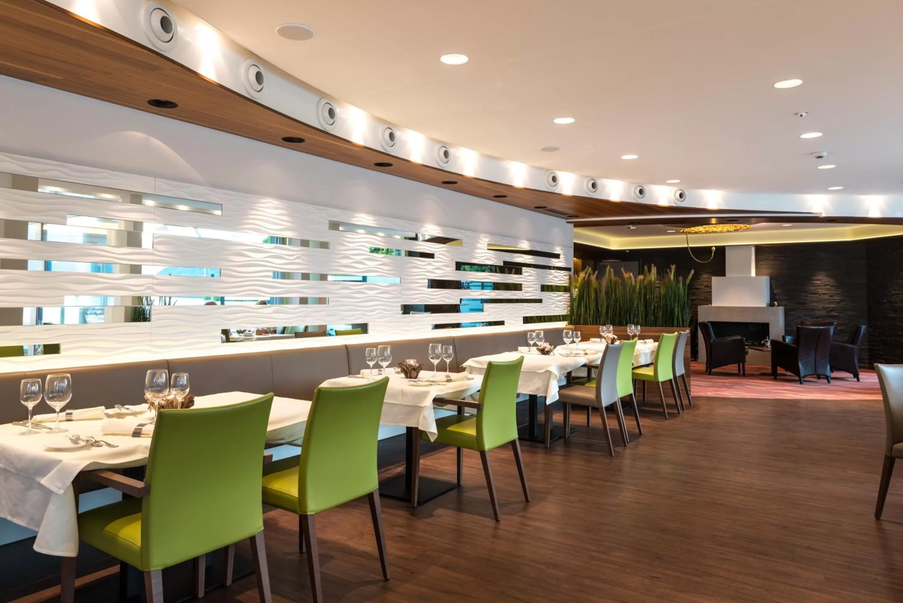 Restaurant/places to eat in Hotel Nidwaldnerhof direkt am See