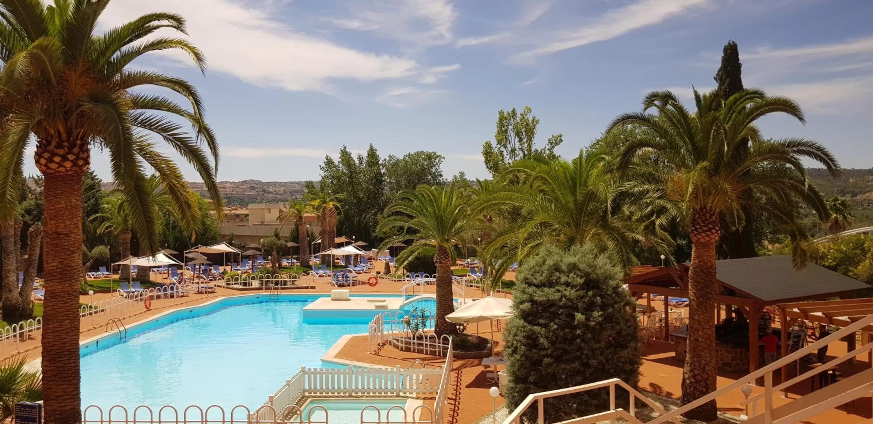 Swimming pool in Beatriz Toledo Auditorium & Spa