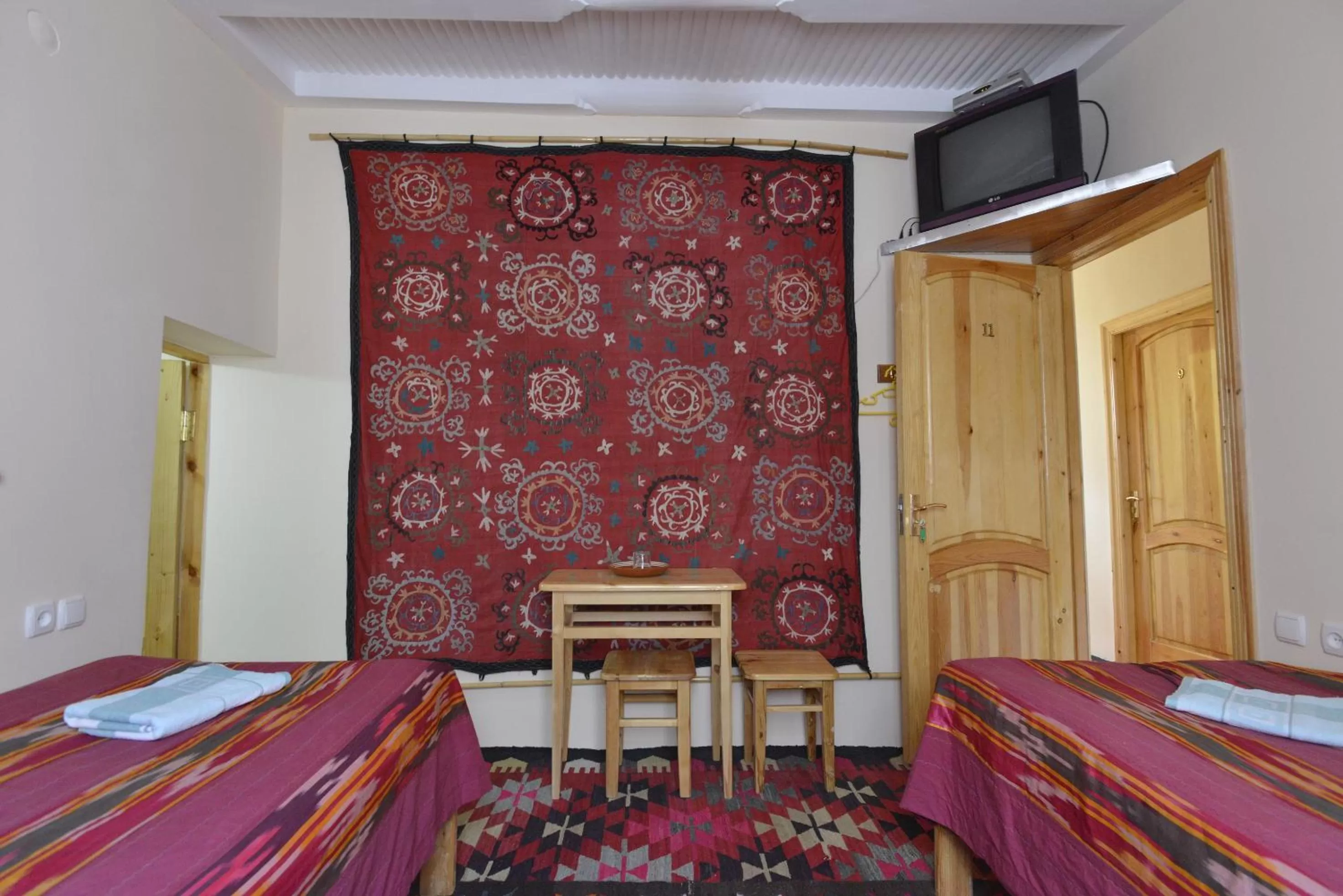 Decorative detail, Bed in B&B Emir