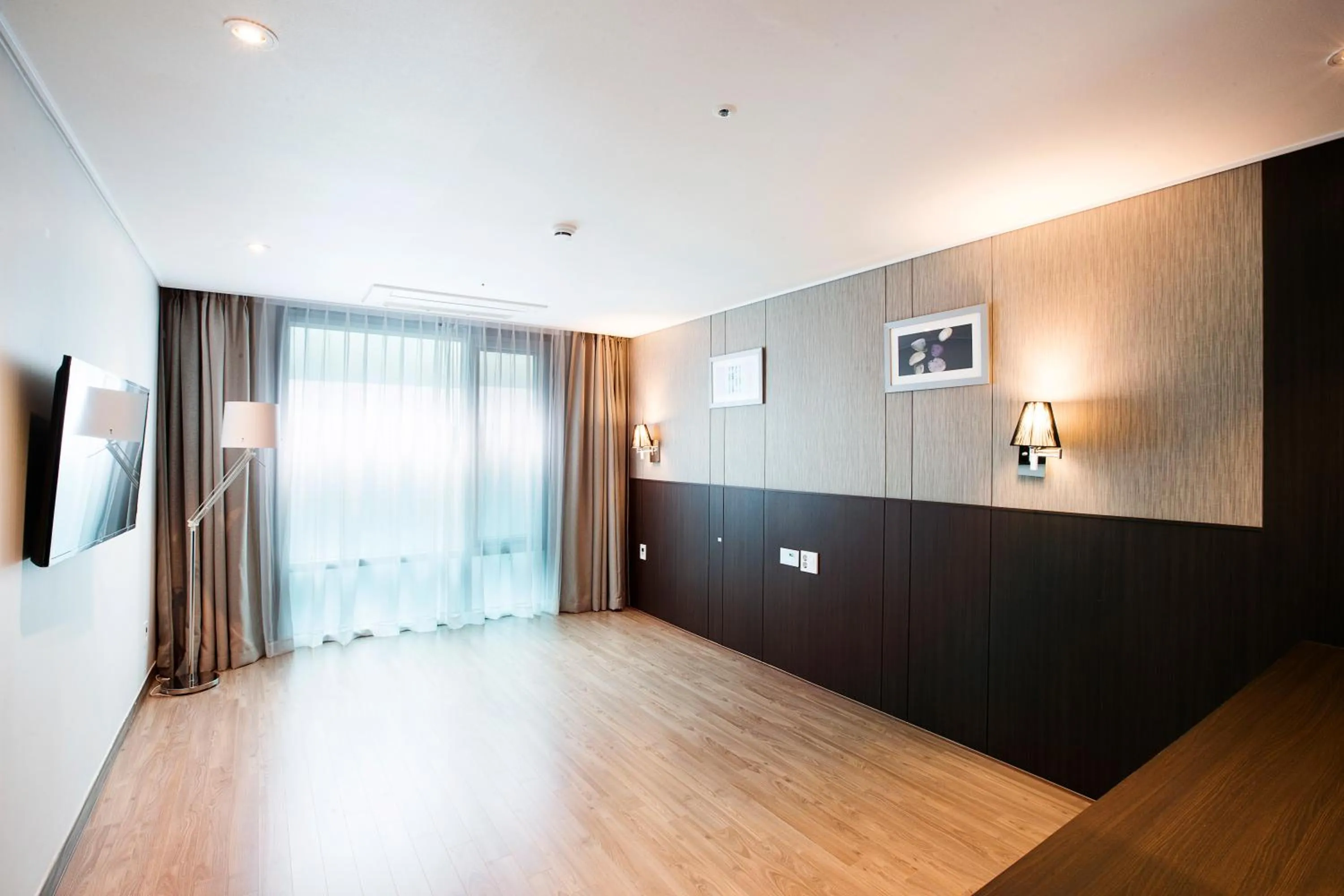 Ramada by Wyndham Jeju City Hall