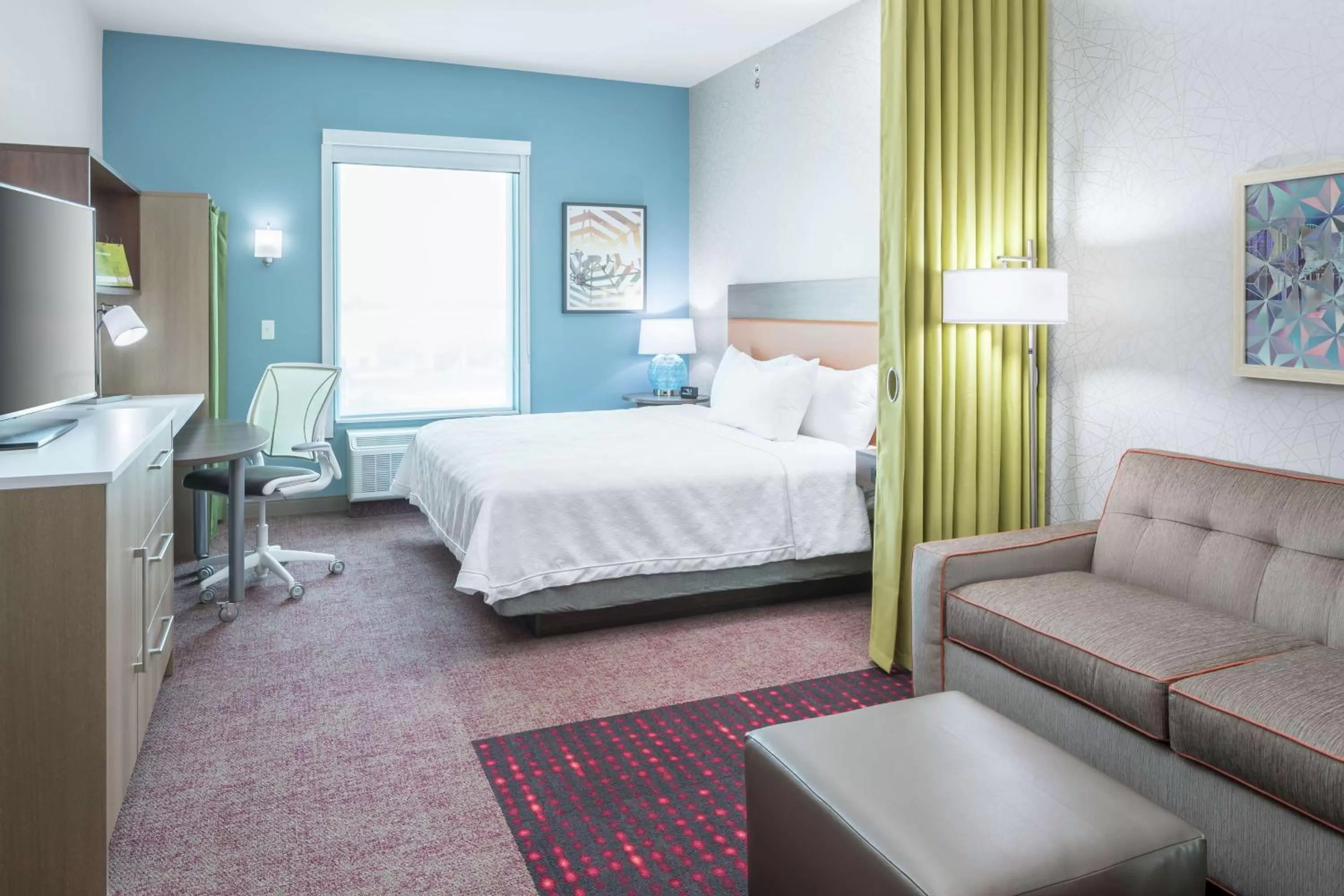 Bedroom, Bed in Home2 Suites By Hilton Orlando Airport