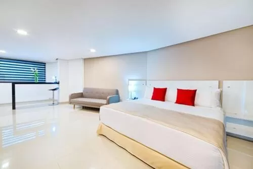 Bedroom, Bed in Hotel Blue 66