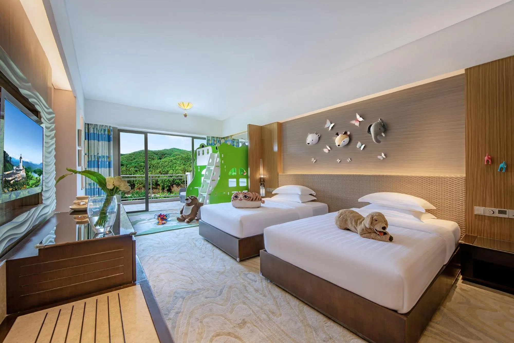 children, Bed in Mission Hills Hotel Resorts Dongguan