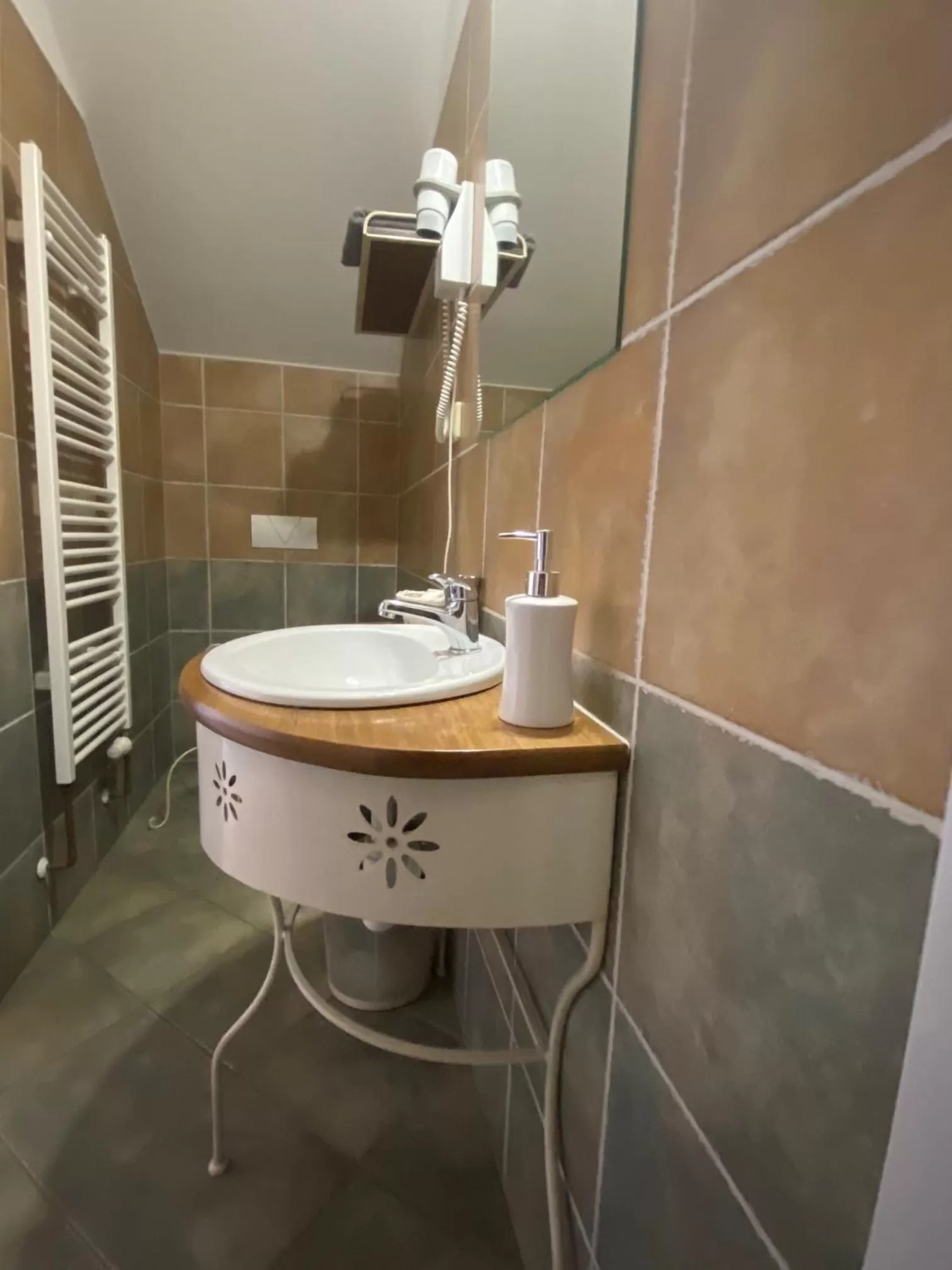 Bathroom in Hotel and restaurant Via Ironia