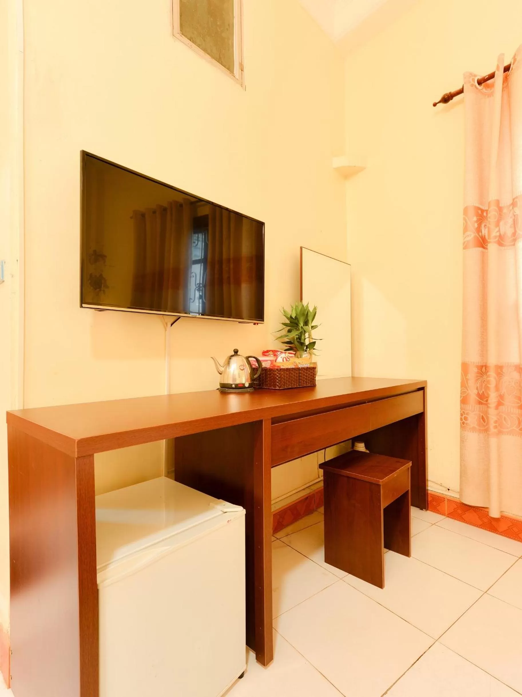 TV and multimedia in Thang Long Hotel