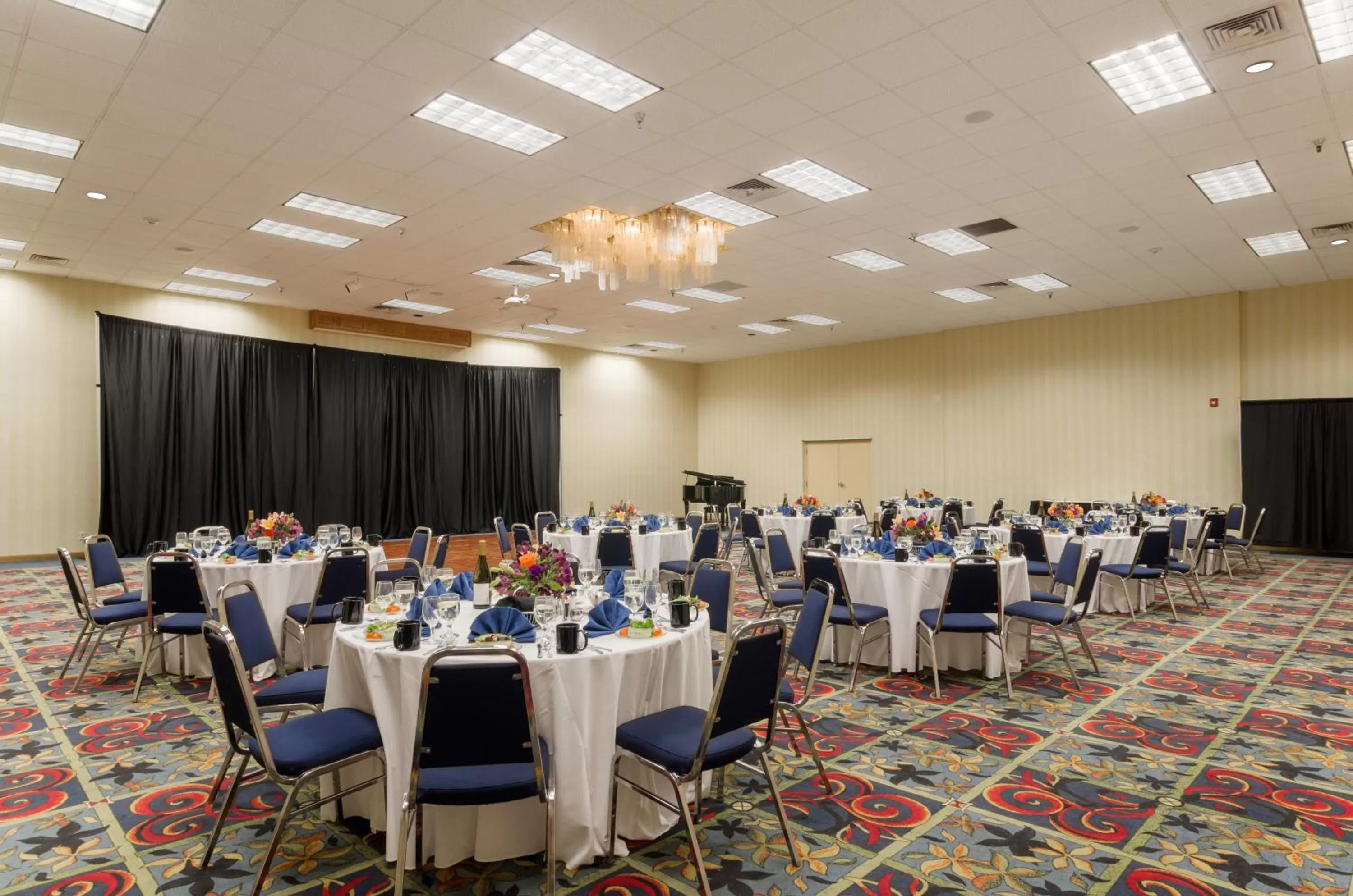 Meeting/conference room in Red Lion Hotel Cheyenne