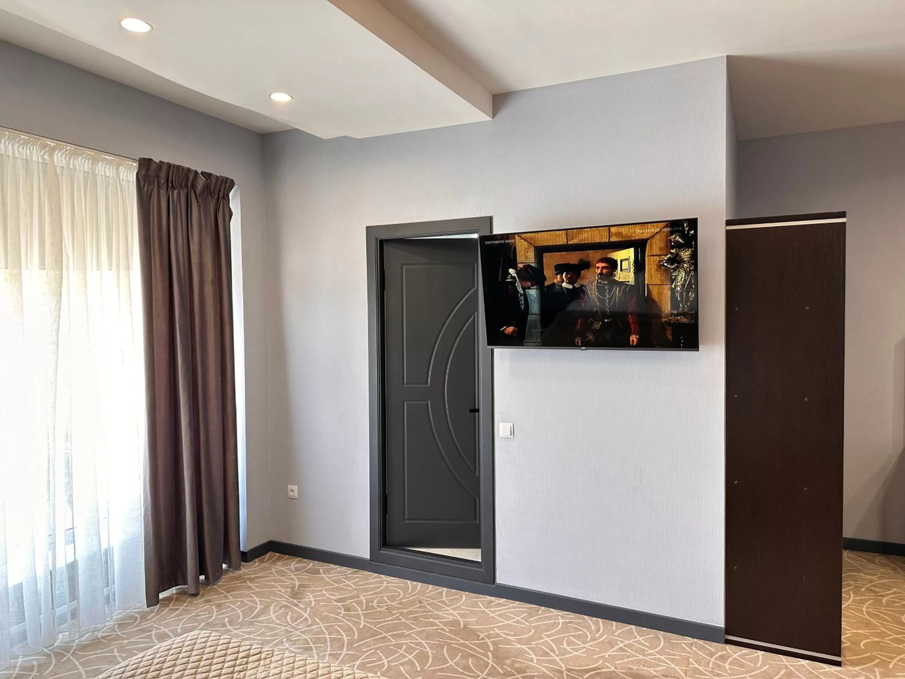 Kitchen/Kitchenette in Astor Hotel