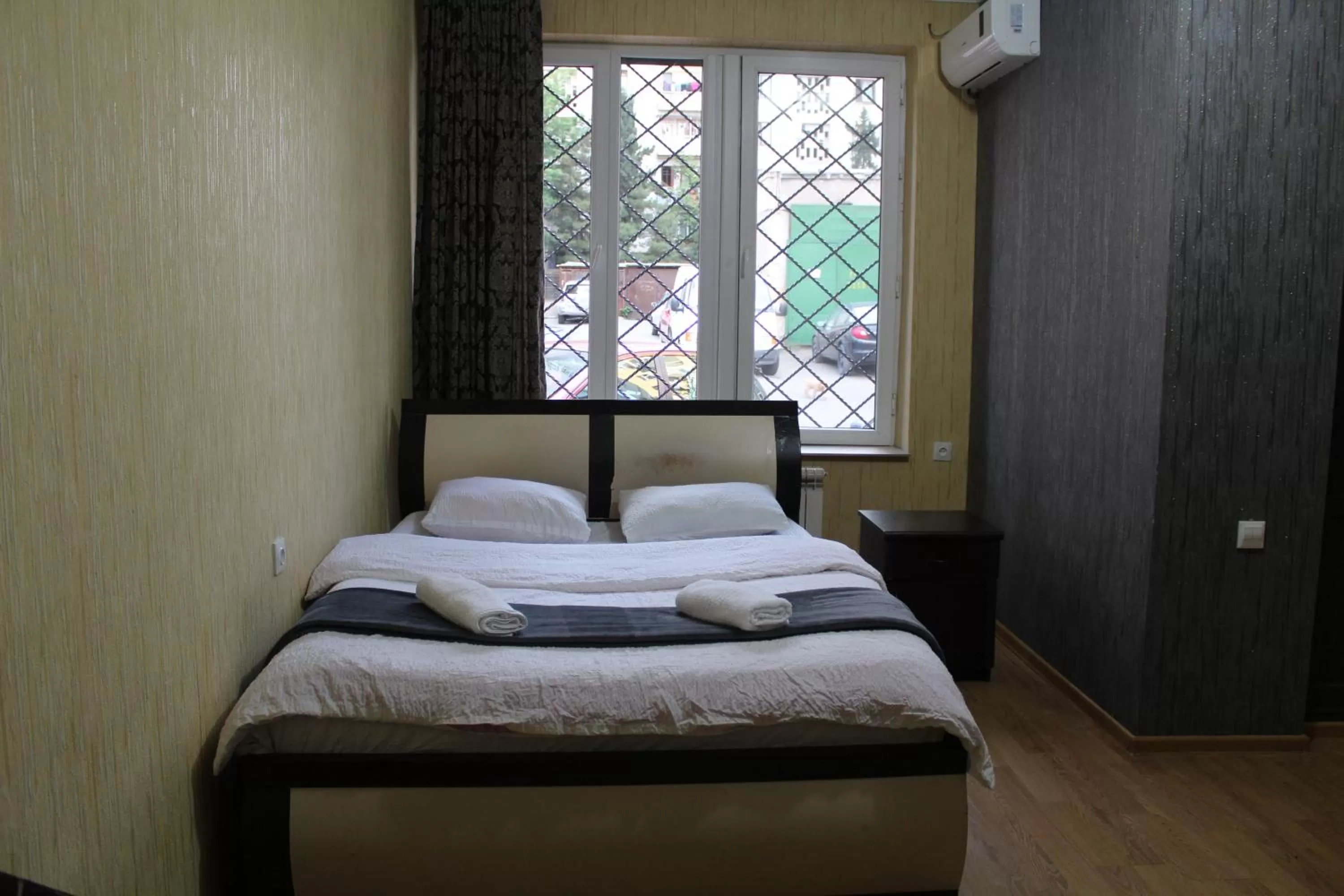 Bed in Hotel Elegant