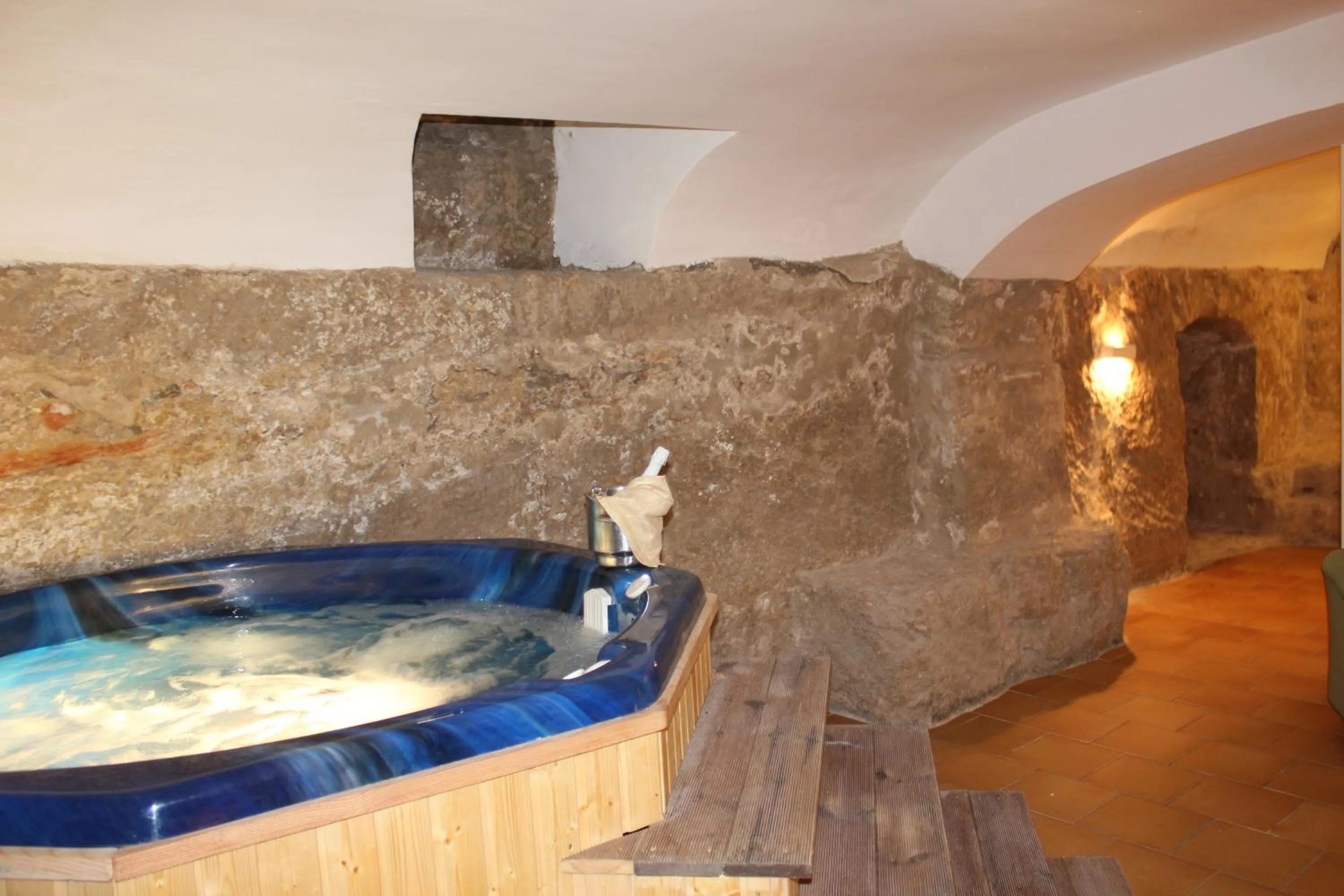 Spa and wellness centre/facilities in Hotel Leonor de Aquitania