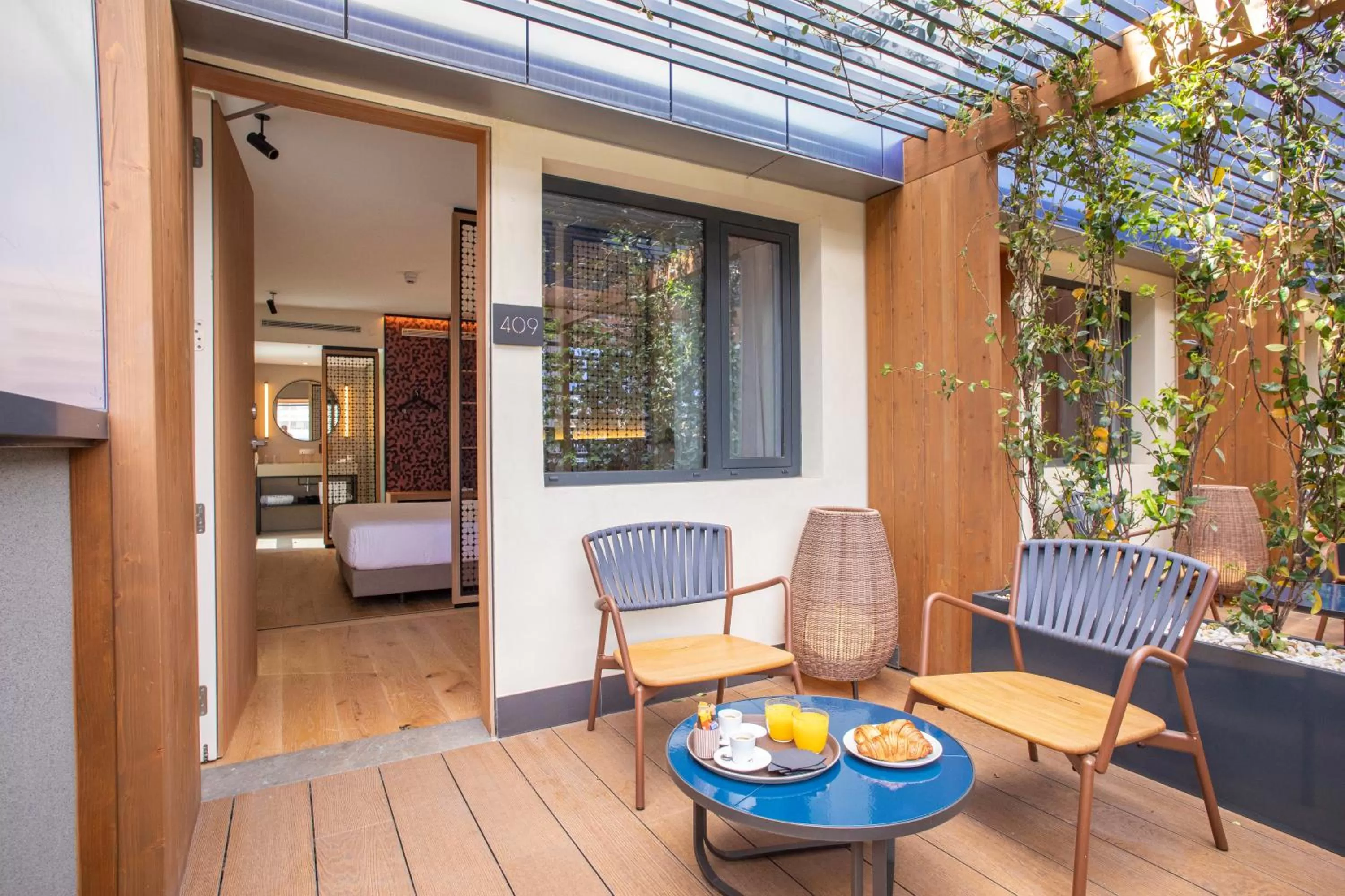 Facade/entrance in Hotel Paxton Barcelona