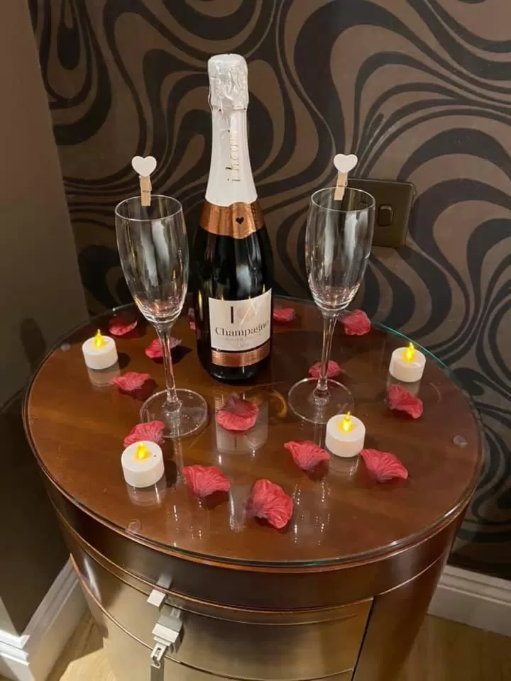 Drinks in Halvard Hotel