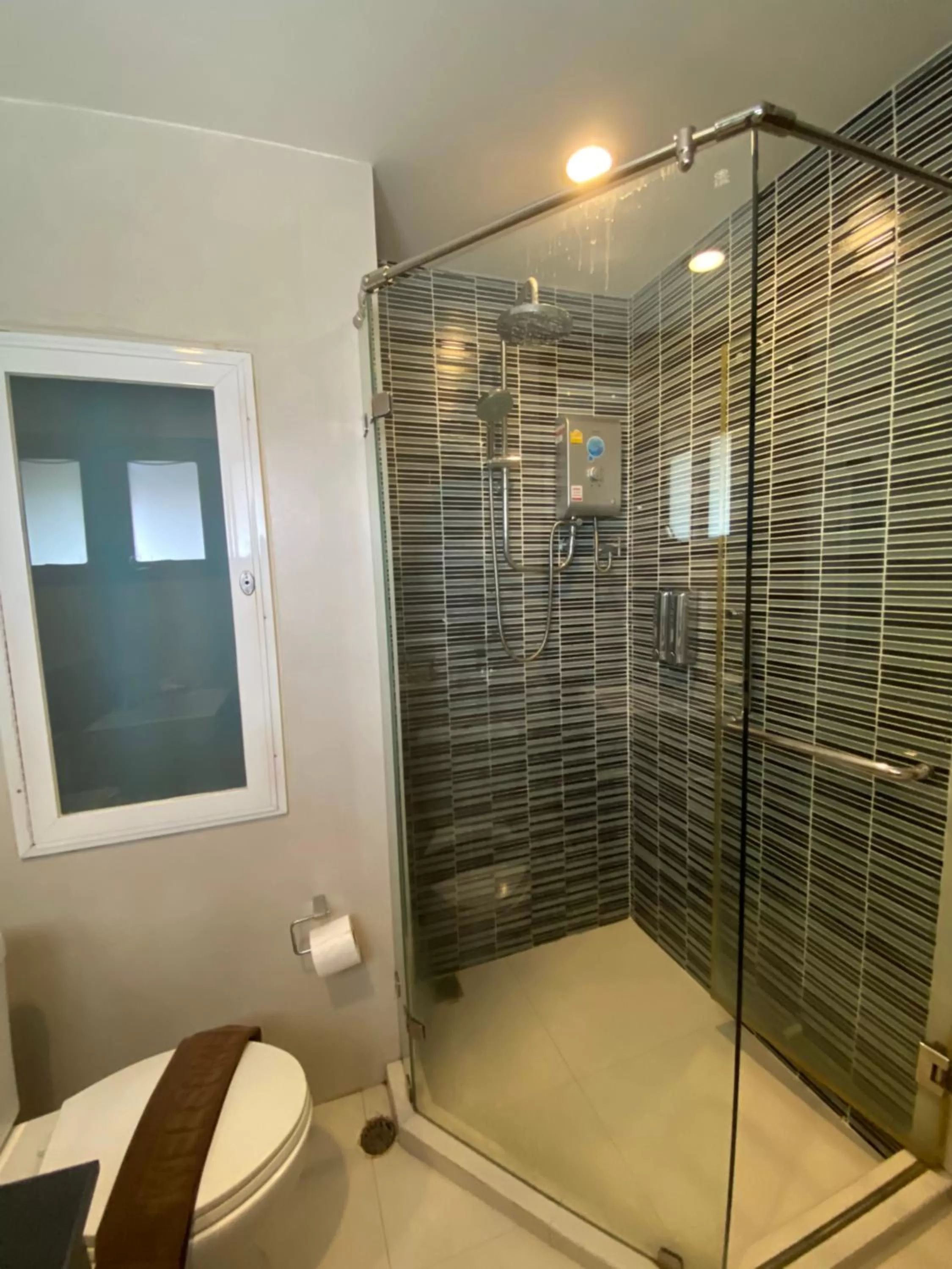 Shower in Le Vernissage by Goad Avadhess Hospitality