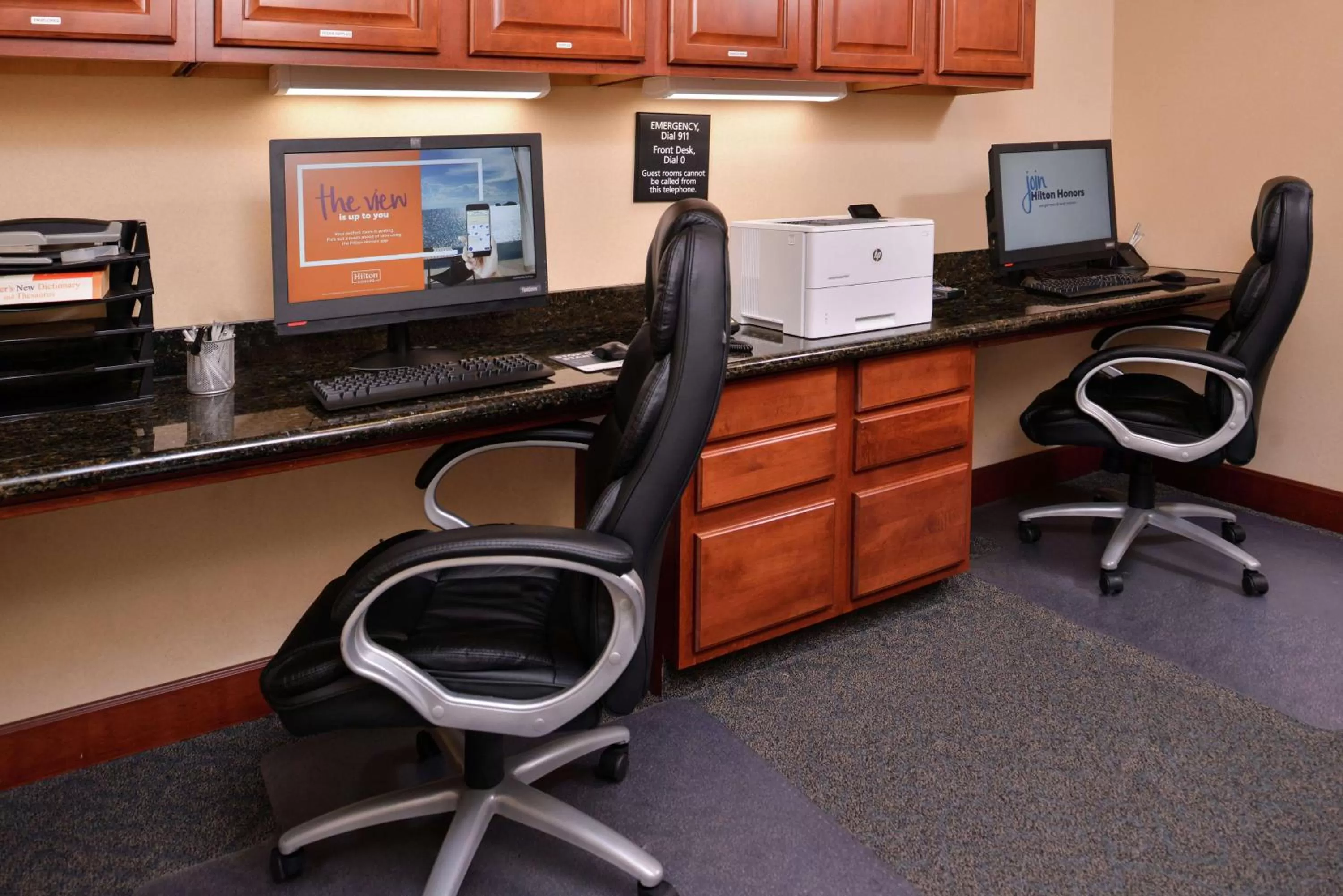 Business facilities in Hampton Inn & Suites Woodland-Sacramento Area