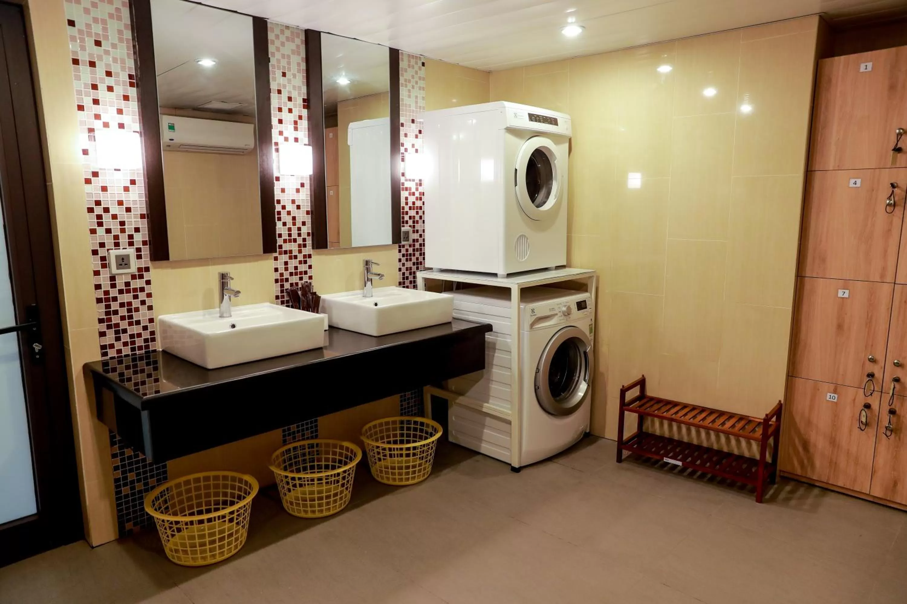 Other in Kuretake Inn Kim Ma 132