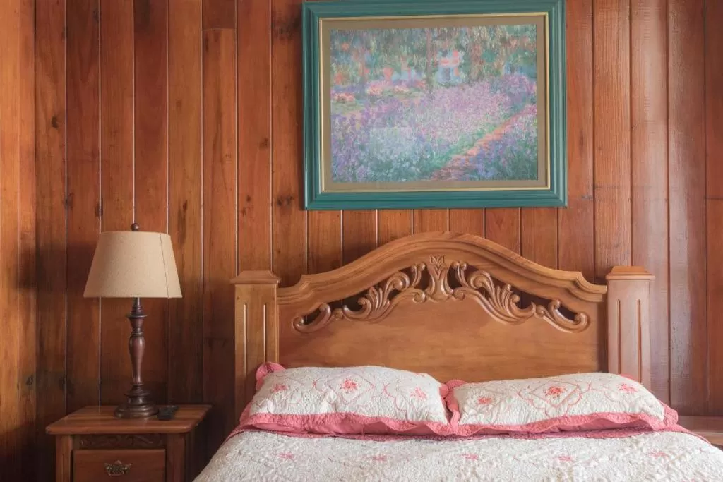 Bedroom, Bed in SURA