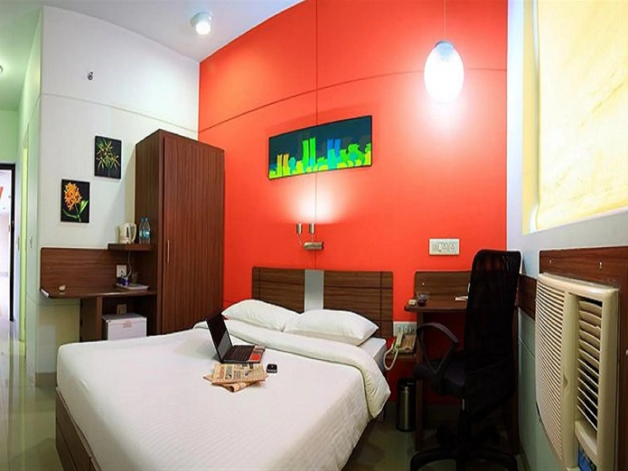 Bedroom, Bed in Ginger Faridabad