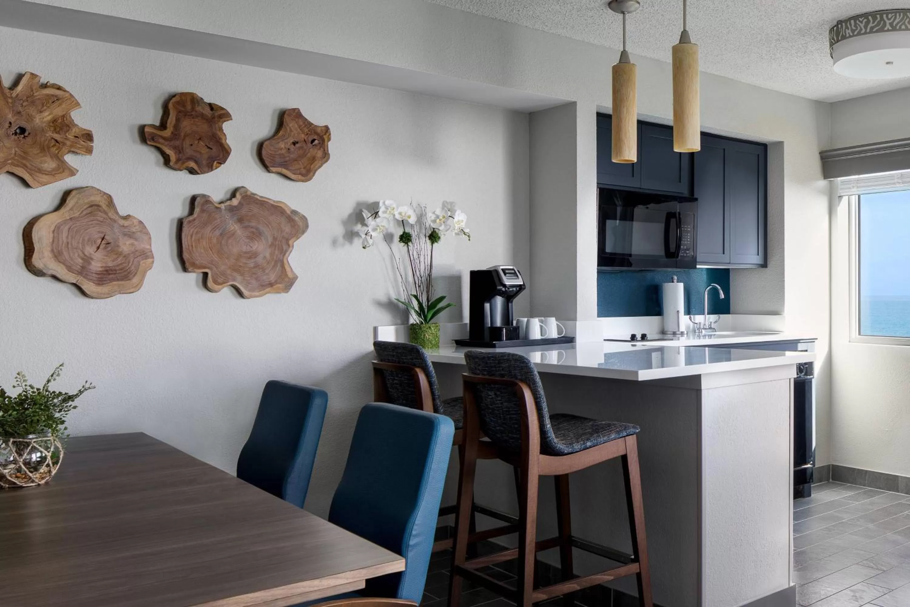 Photo of the whole room in Marriott Hutchinson Island Resort & Beach Villas, Golf & Marina