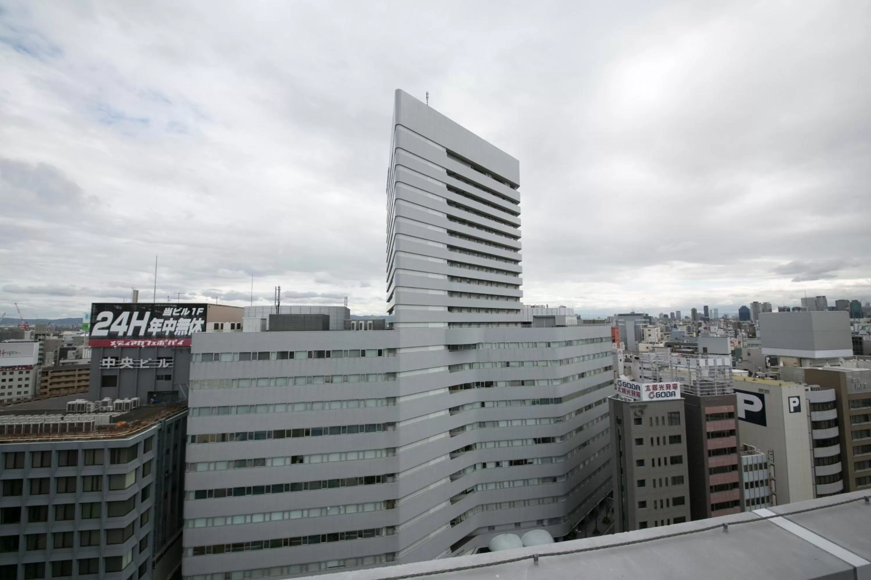Property building in Shin Osaka Washington Hotel Plaza