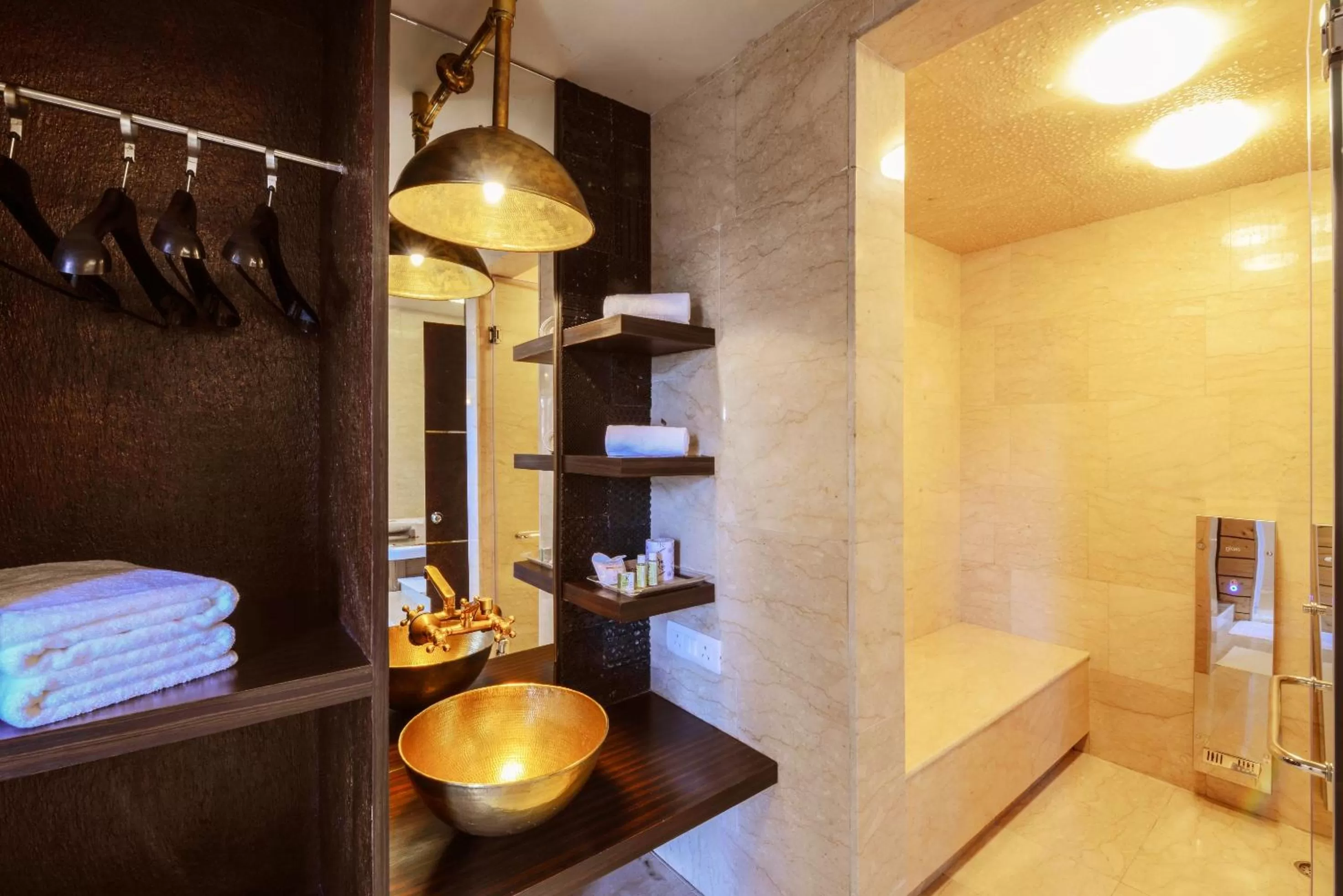 Steam room in Honeymoon Inn Shimla