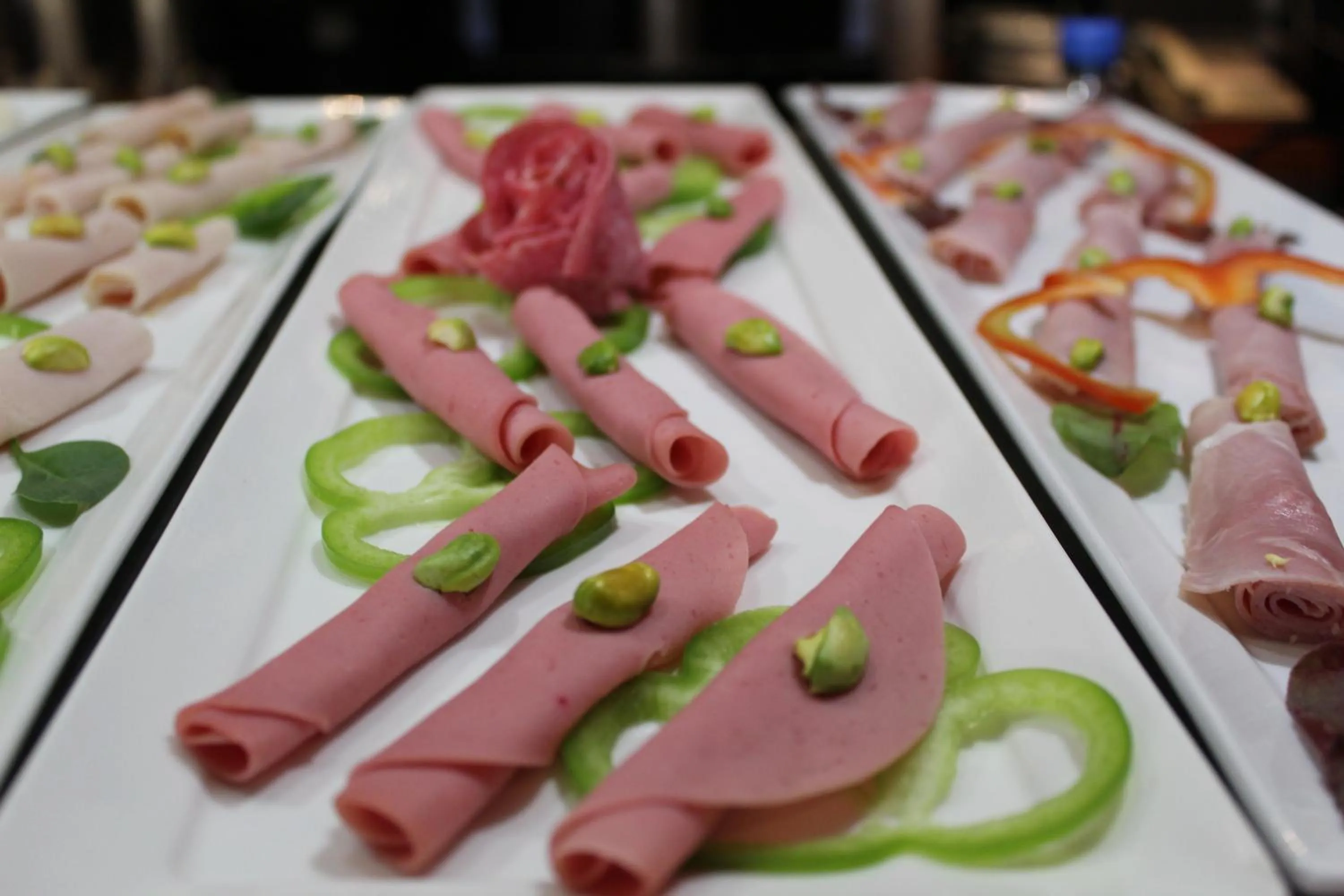 Buffet breakfast in ParkTower Suites