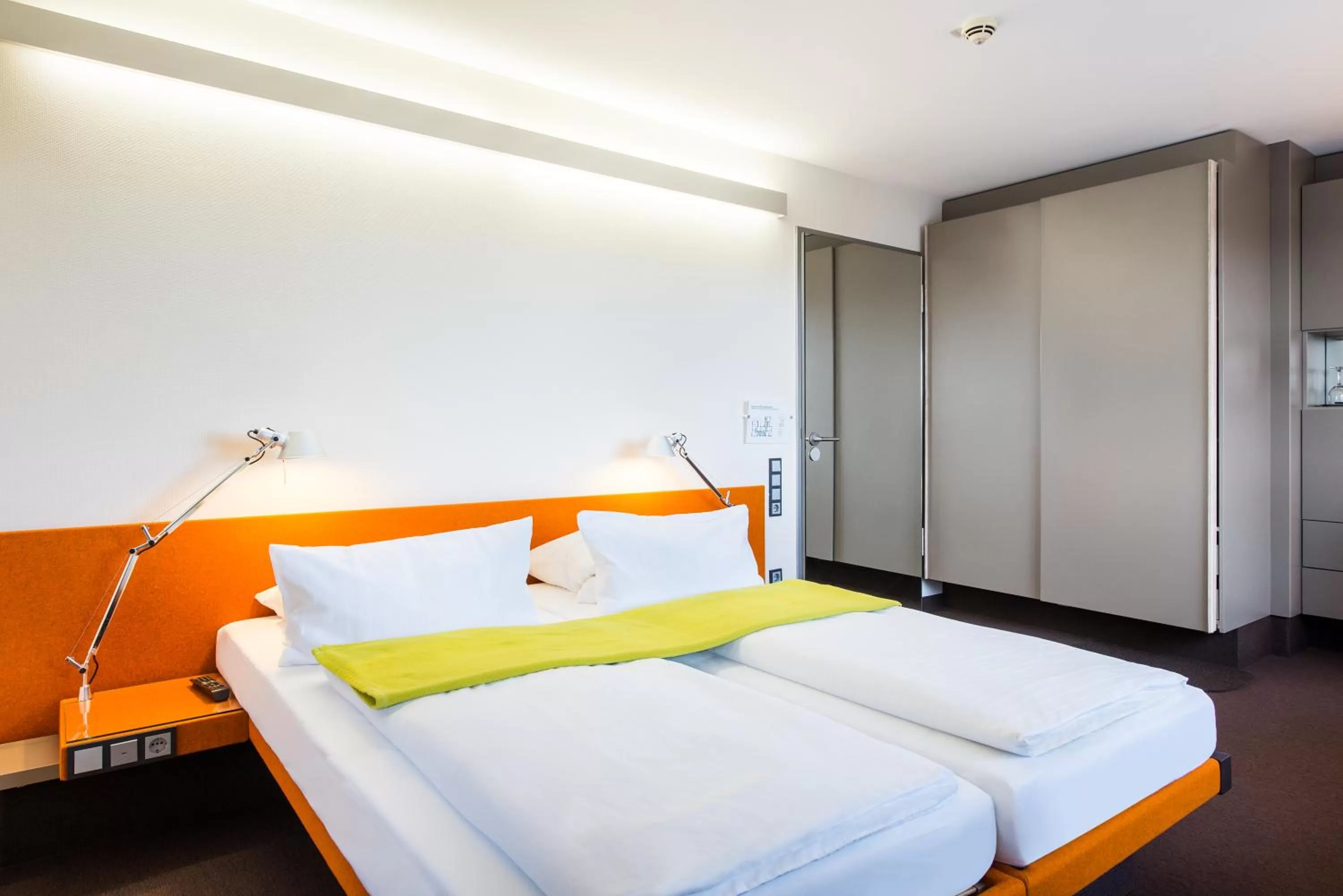 Photo of the whole room, Bed in Hotel Windschur