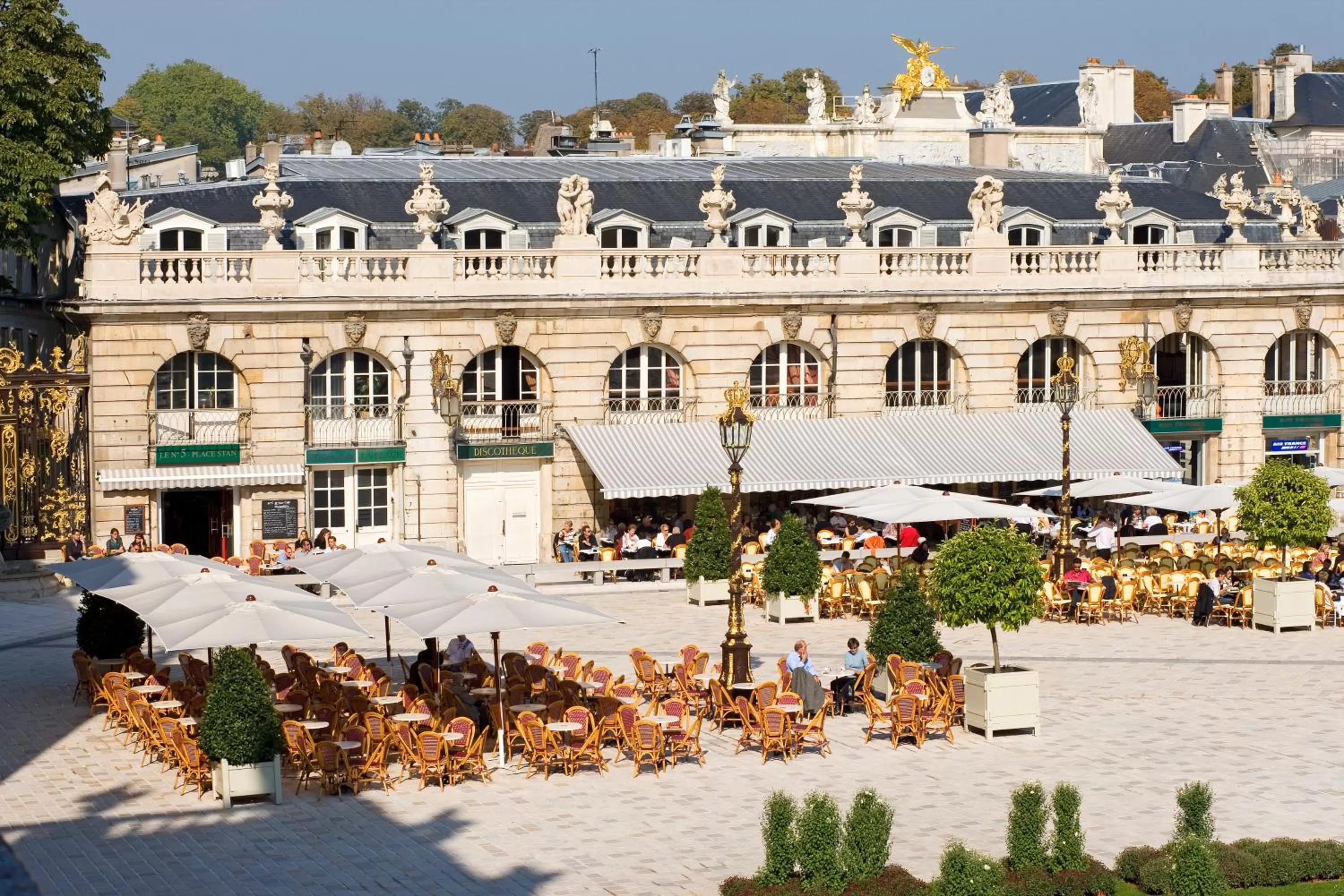 Area and facilities in Mercure Nancy Centre Place Stanislas