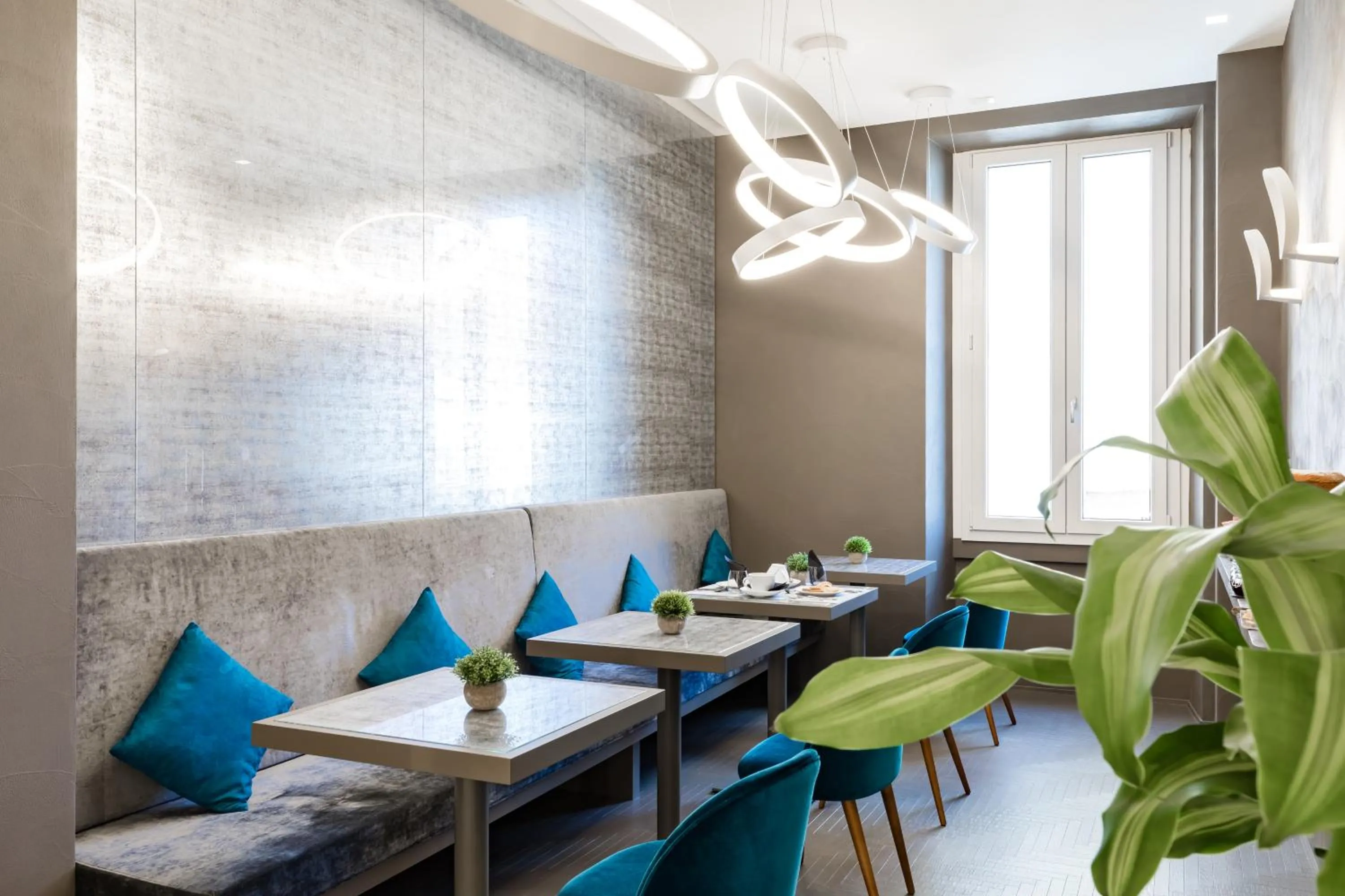 Communal lounge/ TV room in A World Aparts - Barberini Boutique Hotel