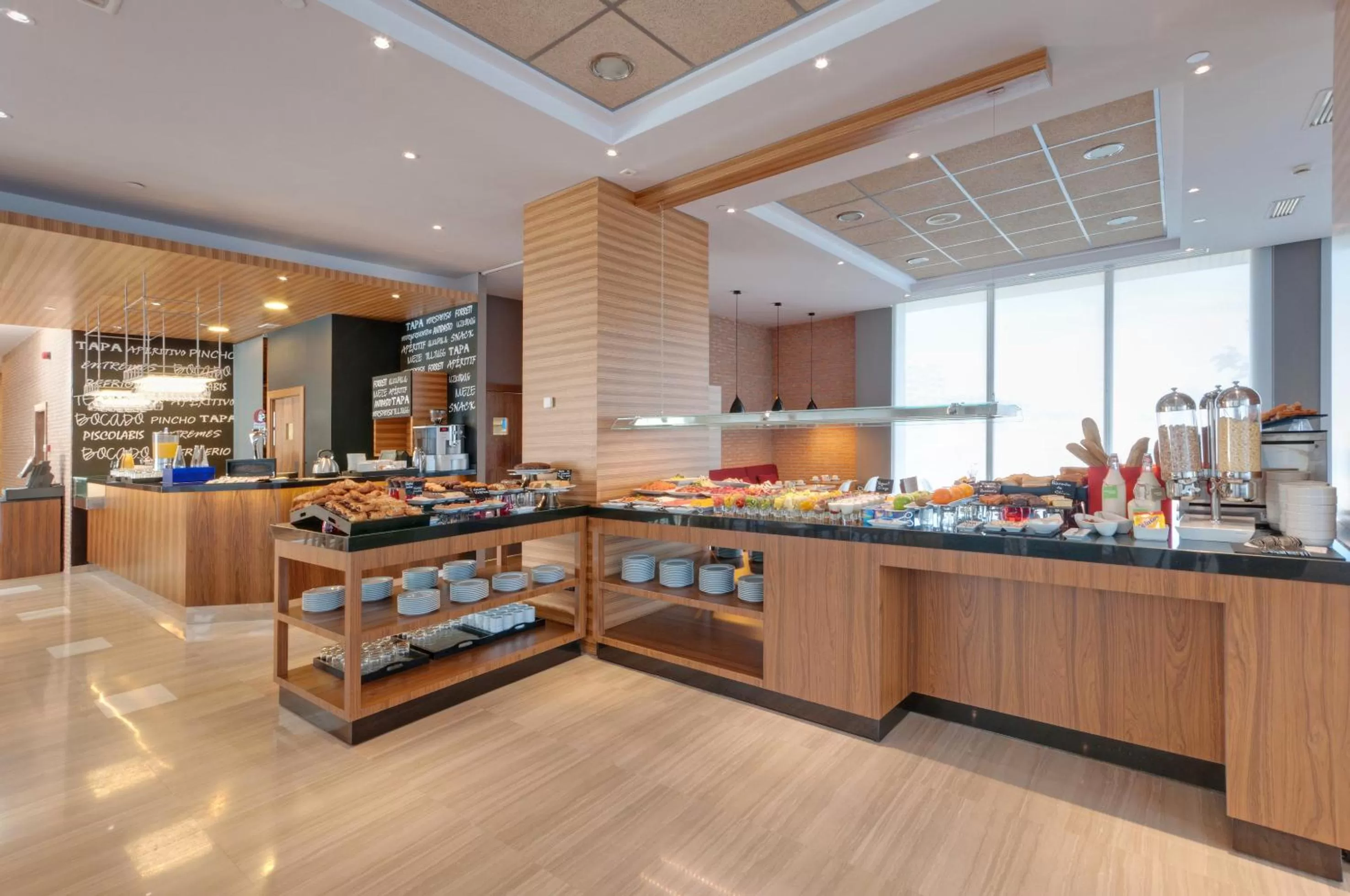 Restaurant/places to eat in Hotel Madrid Chamartín, Affiliated by Meliá