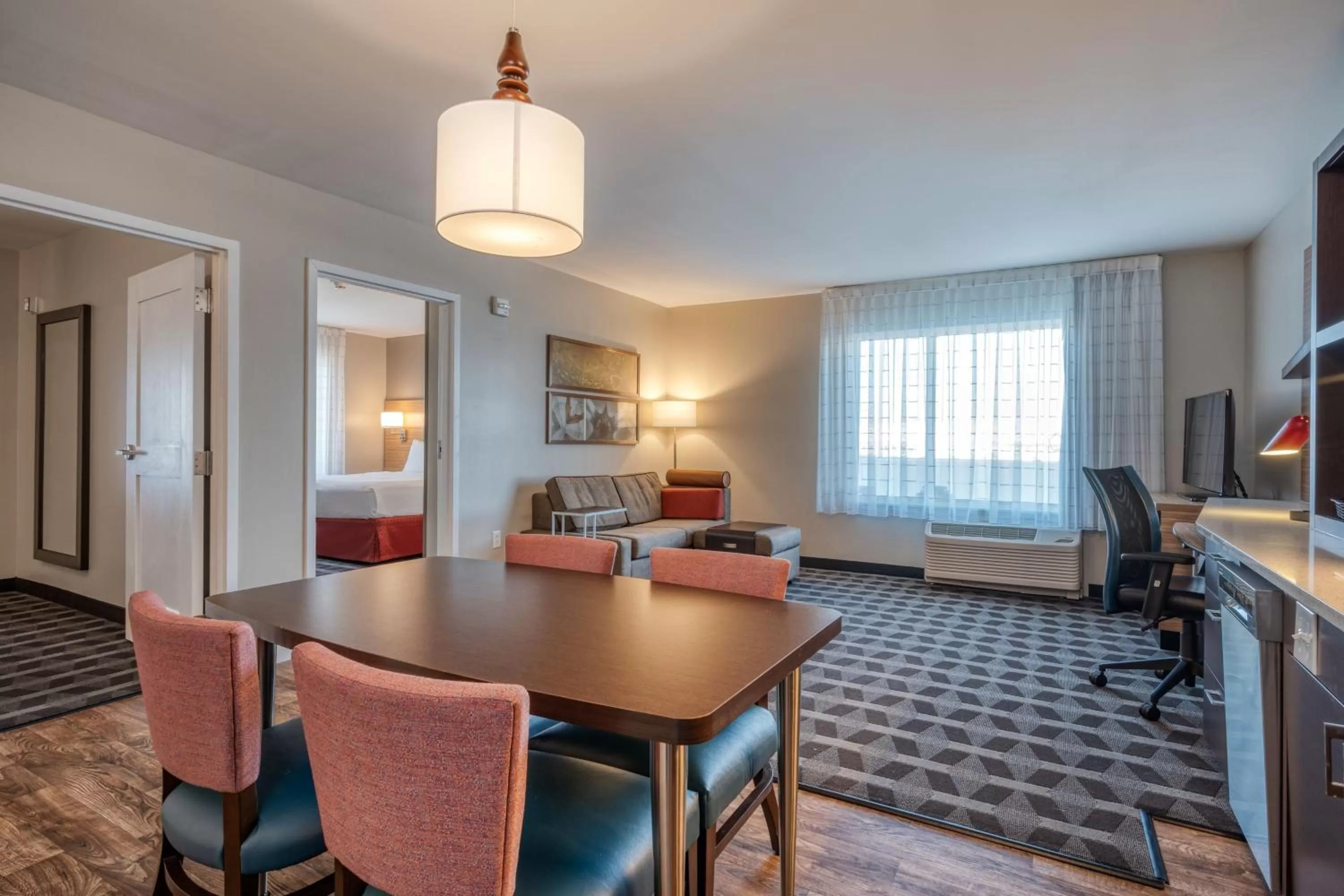 Living room in TownePlace Suites by Marriott Indianapolis Airport