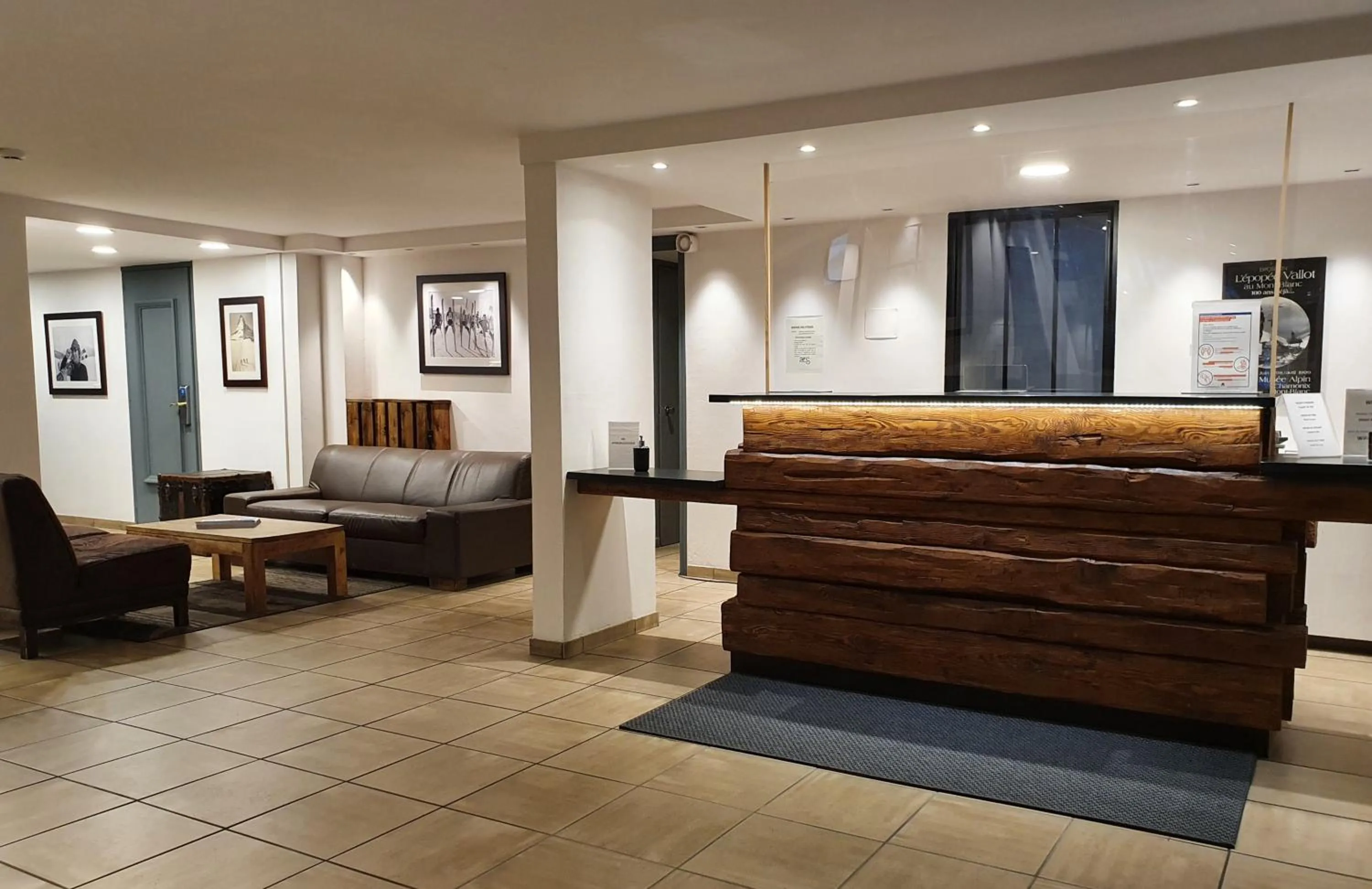 Property building in Chalet Hôtel du Bois