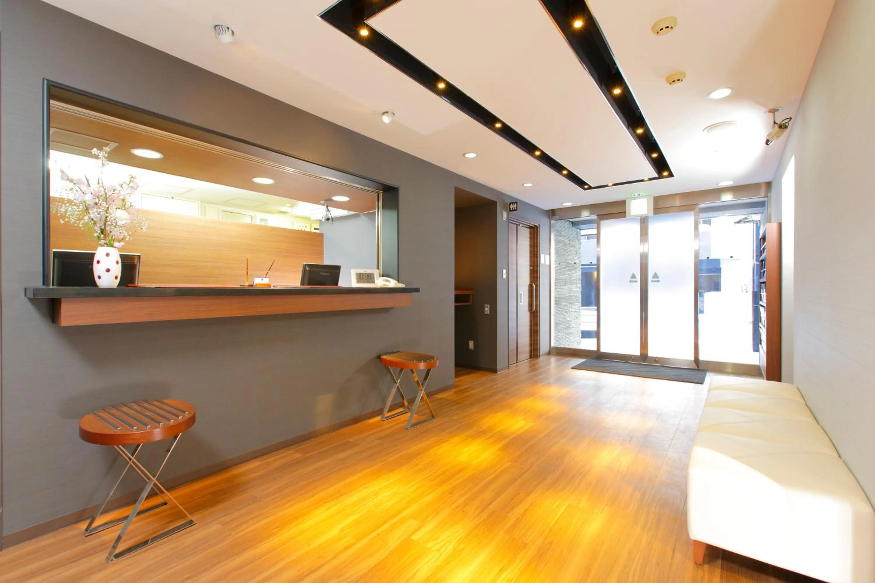 Lobby or reception in HOTEL MYSTAYS Otemae