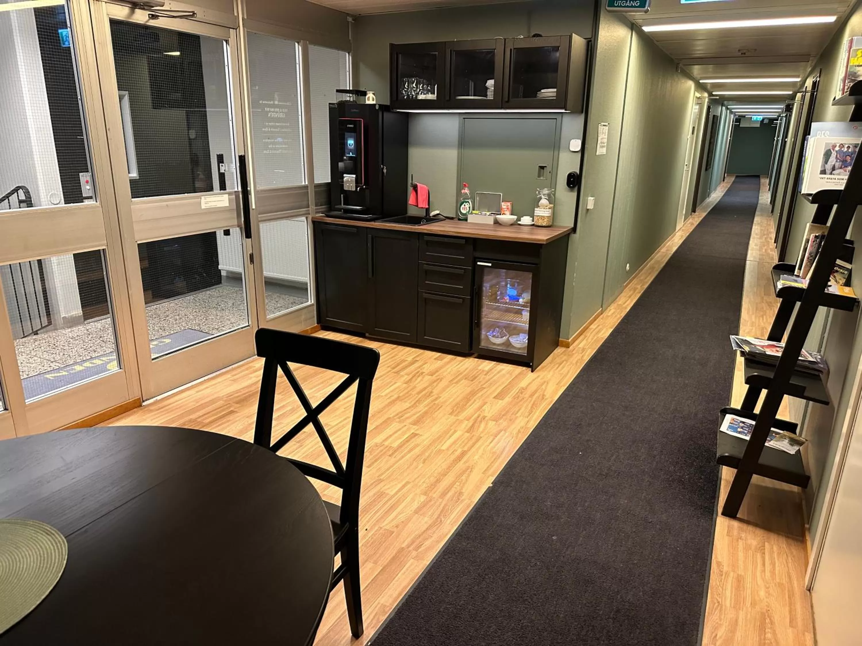 Kitchen or kitchenette in Hotel B&B Gränden