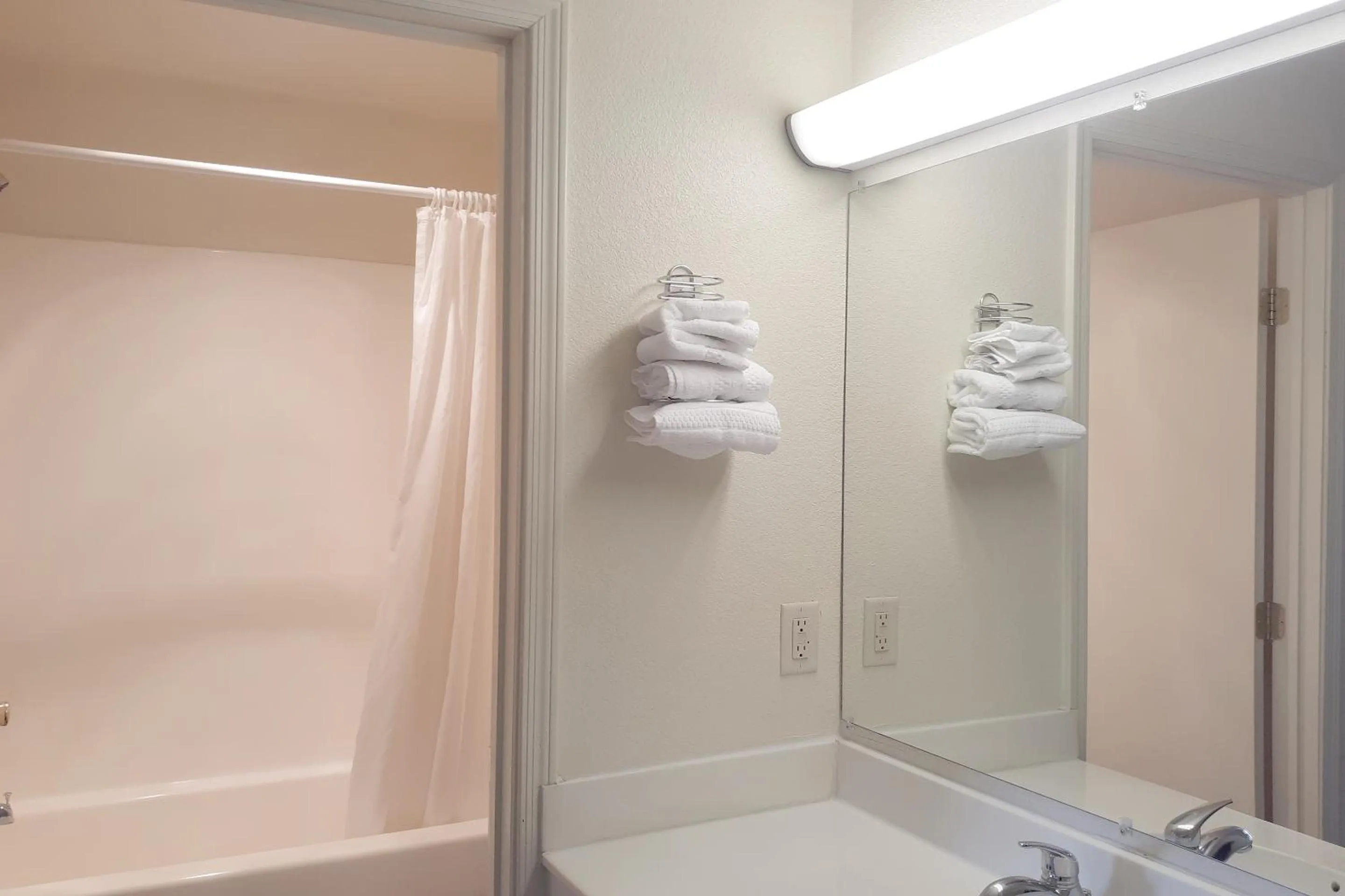 Bathroom in OYO Hotel Tombstone