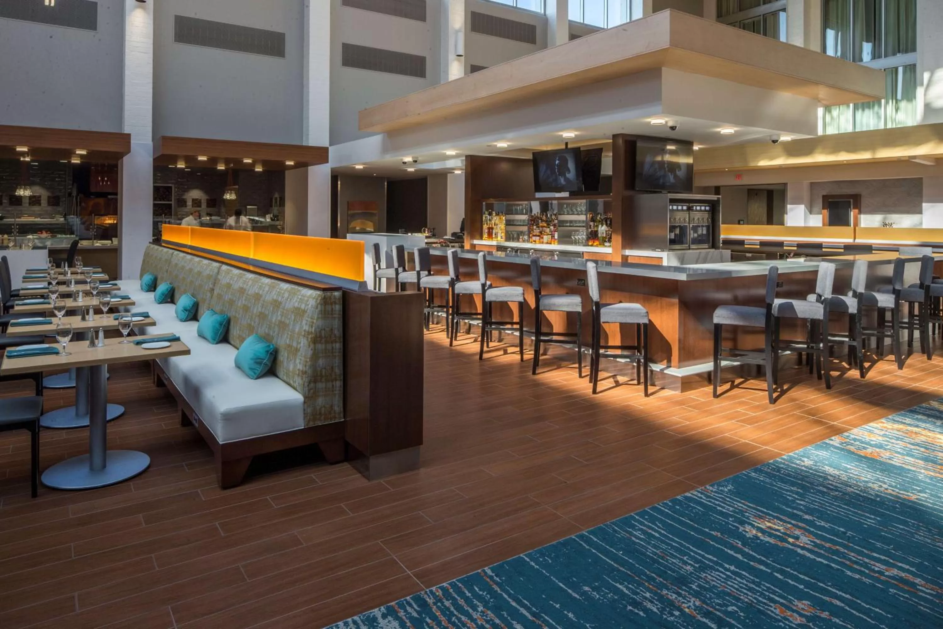 Lobby or reception in DoubleTree by Hilton Pittsburgh - Cranberry