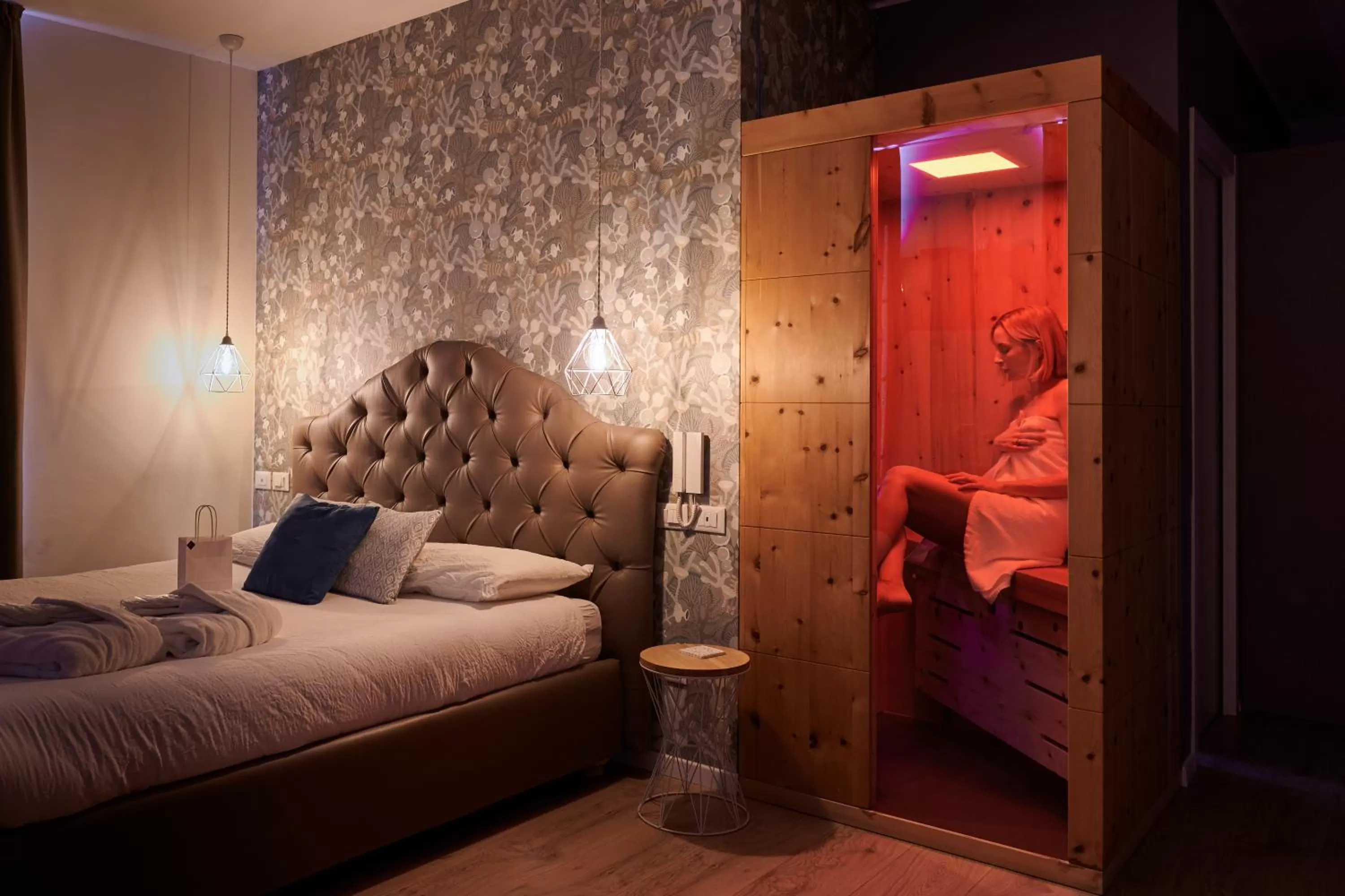 Bed in Lainez Rooms & Suites