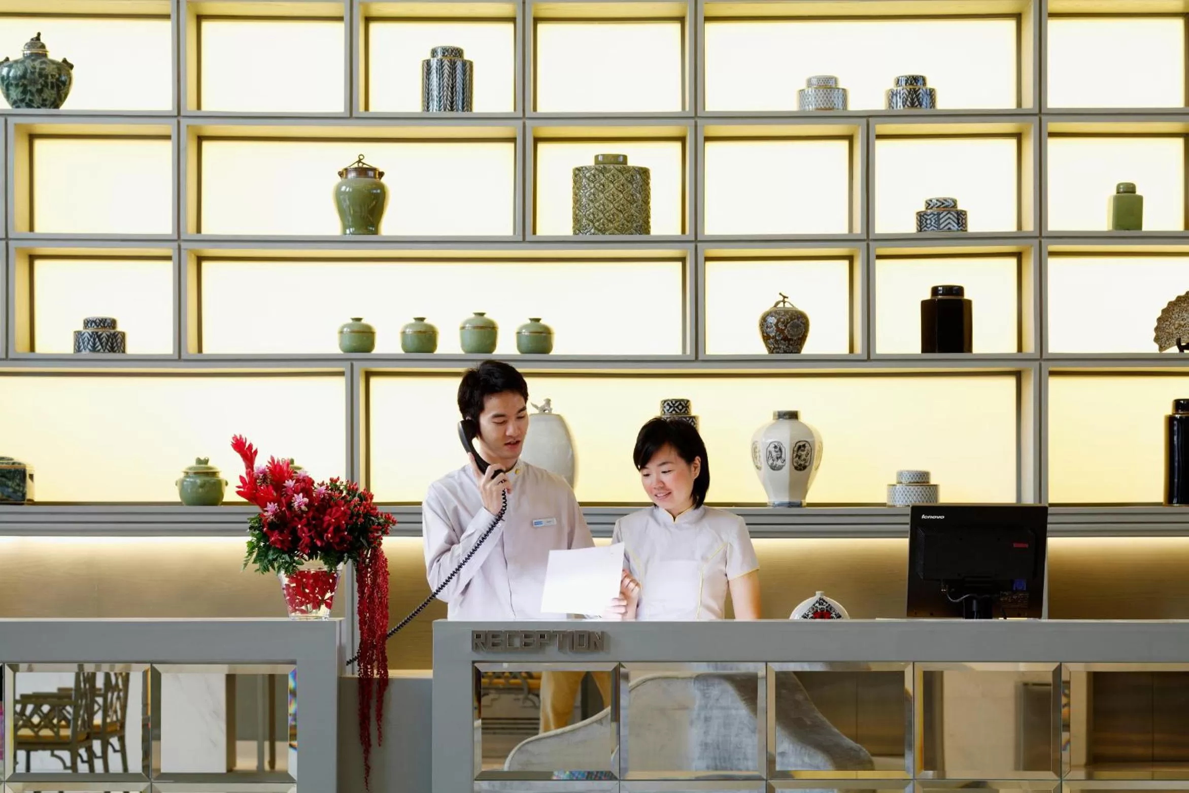 People in The Quarter Hualamphong by UHG