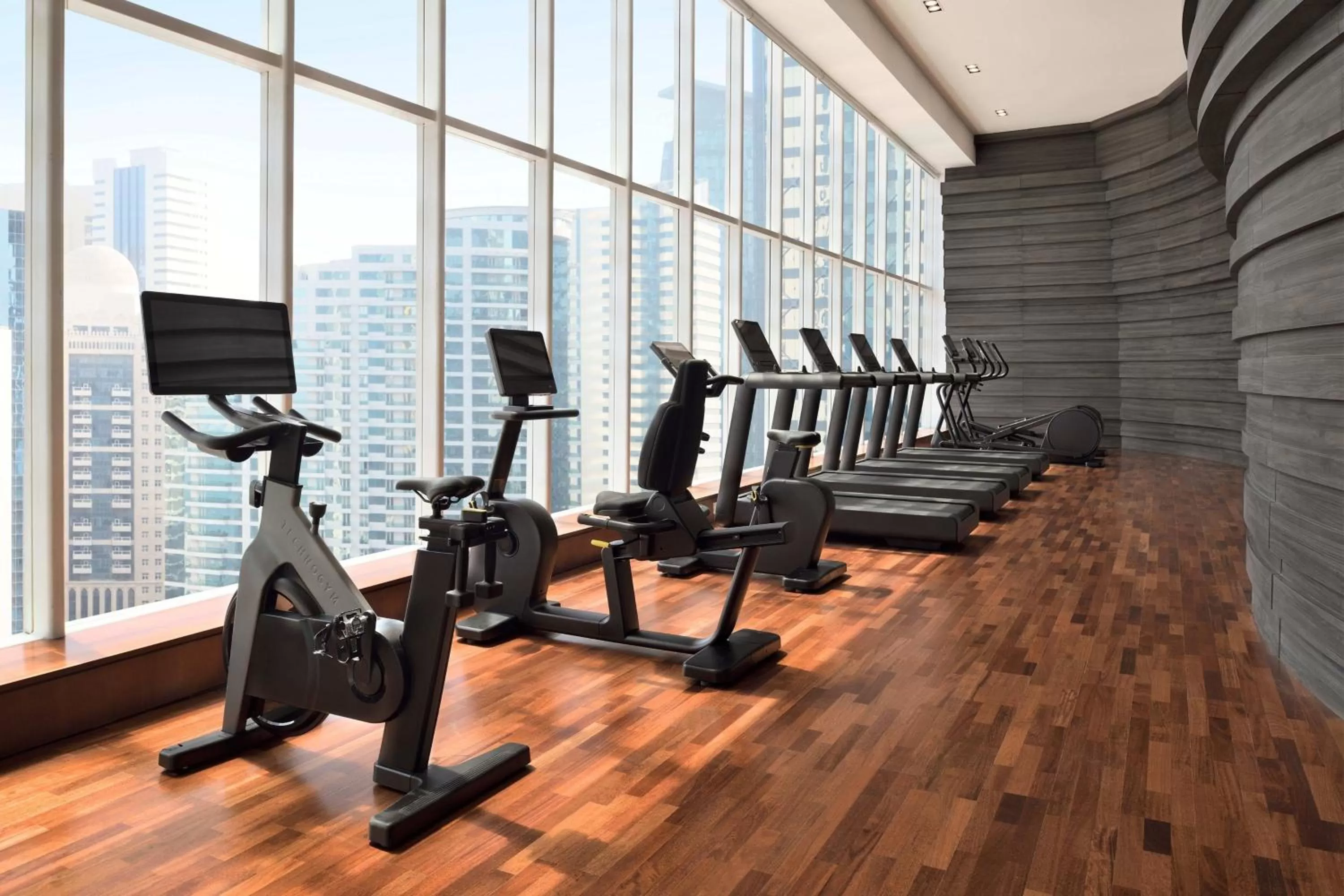 Fitness centre/facilities in Delta Hotels by Marriott City Center Doha