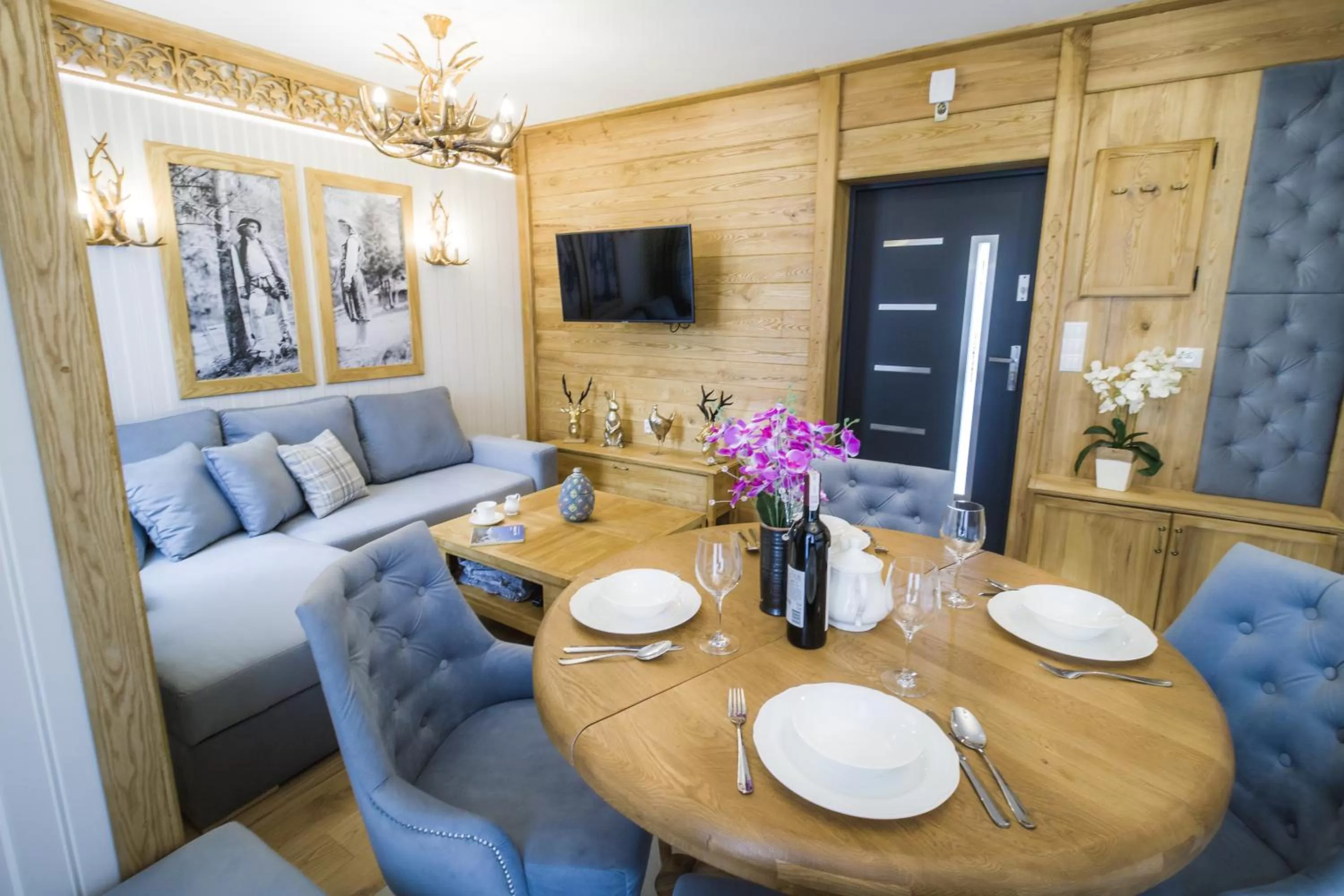 Living room, Dining Area in Jagiellońska Residence