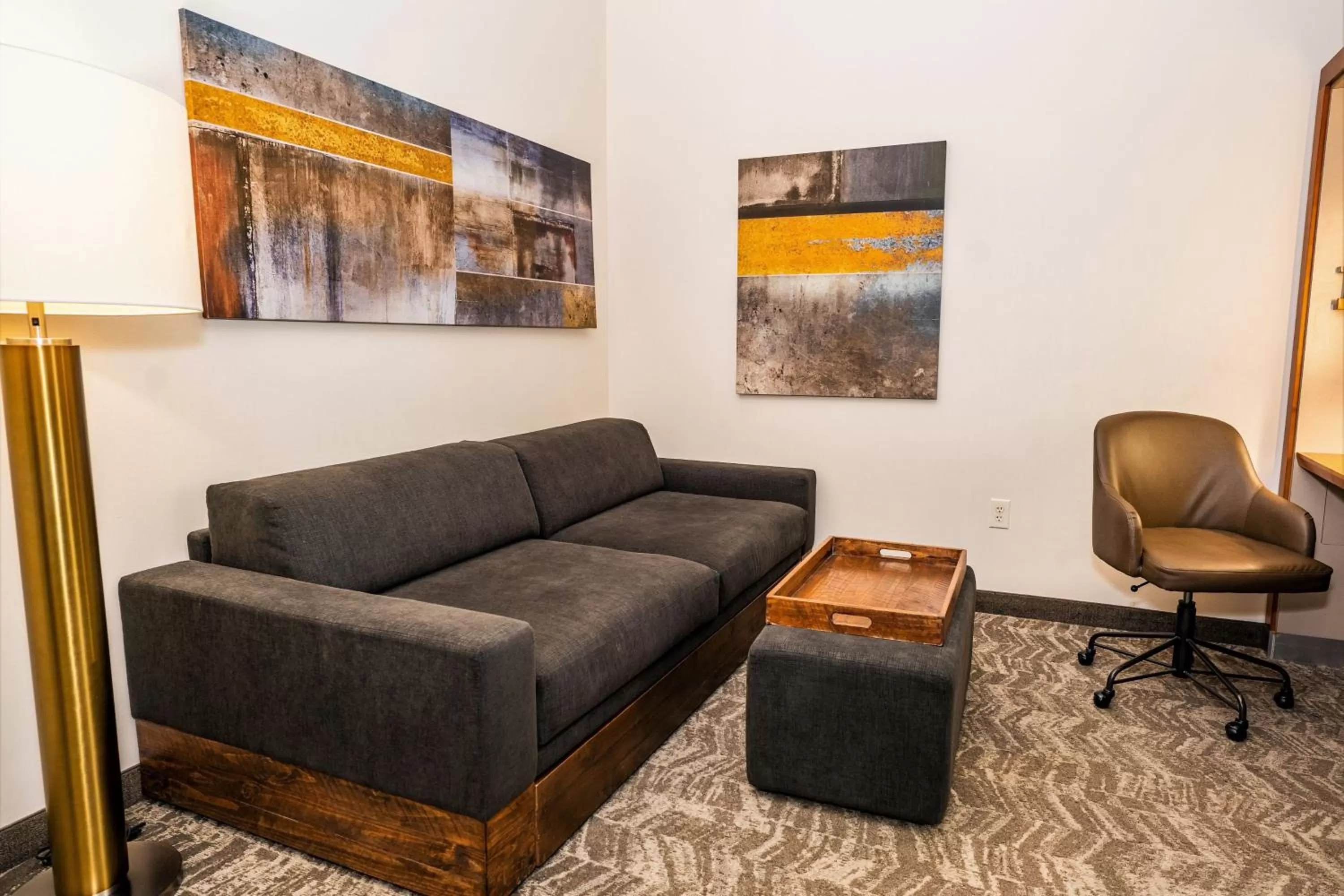 King Suite with Sofa Bed - Hearing Accessible in Springhill Suites by Marriott San Antonio Alamo Plaza/Convention Center