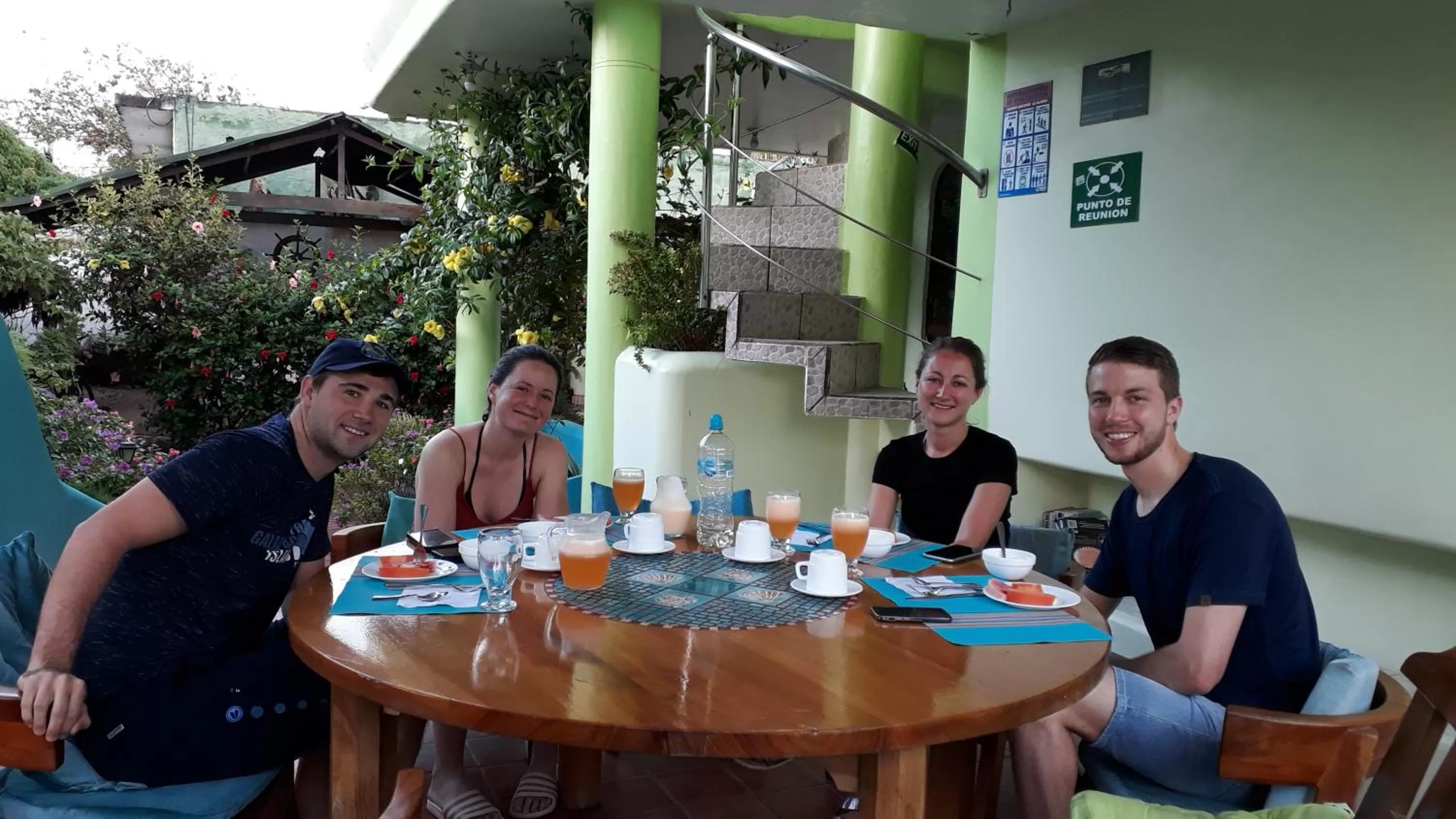 People, Restaurant/Places to Eat in Hostal Casa Edén