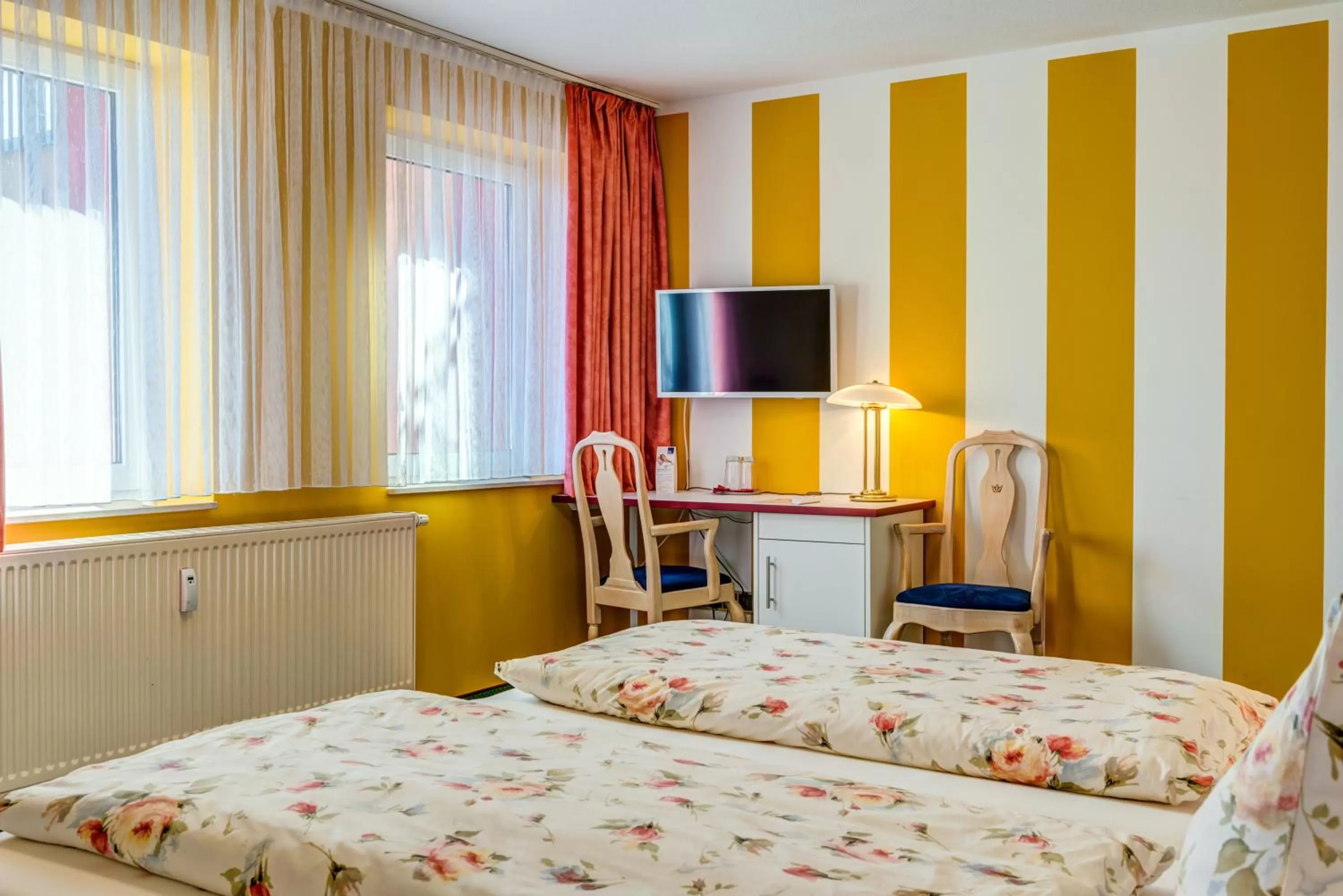 Bed in Hotel & Pension Traumblick