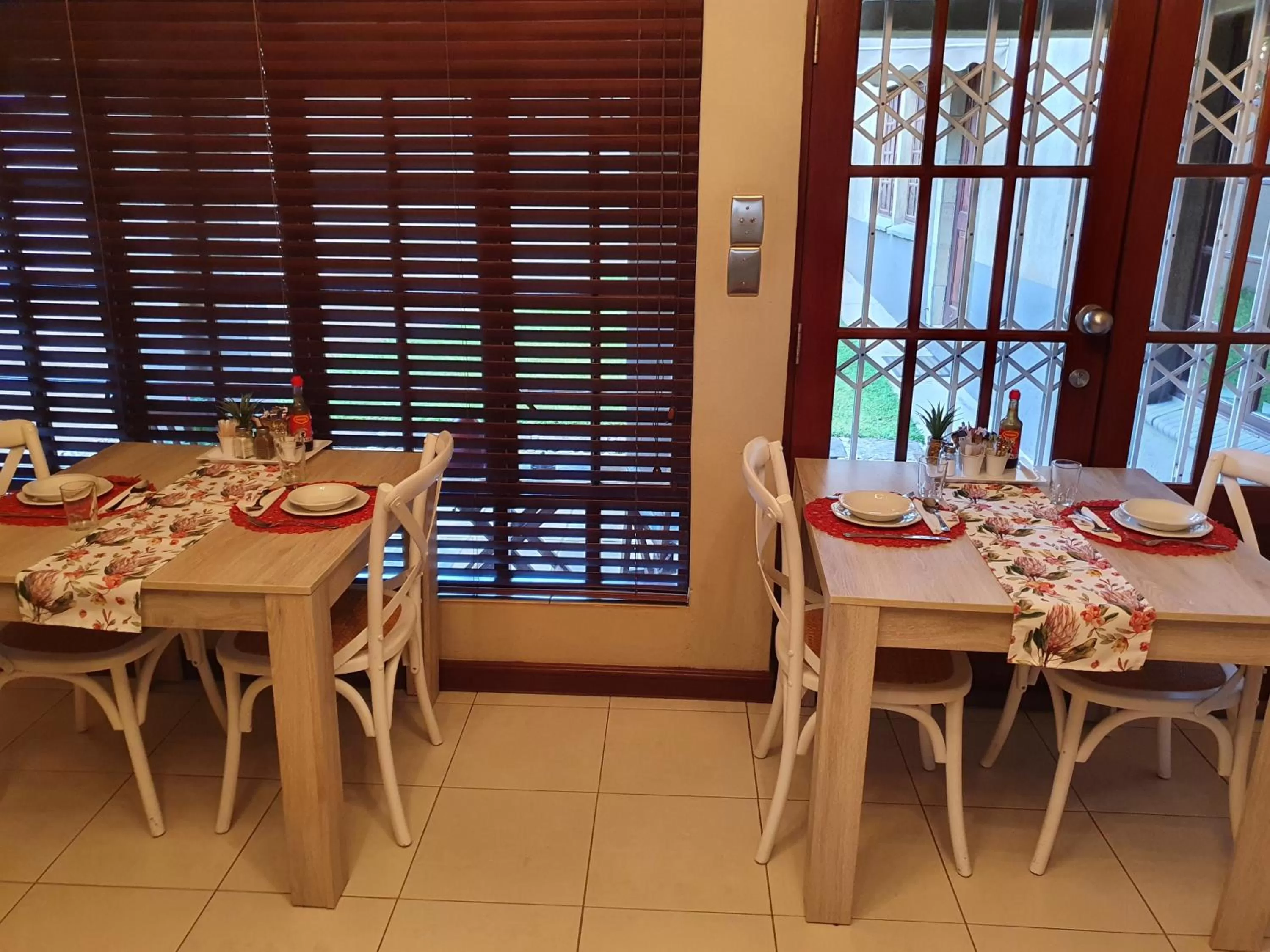 Dining area, Restaurant/Places to Eat in The Leopard Tree