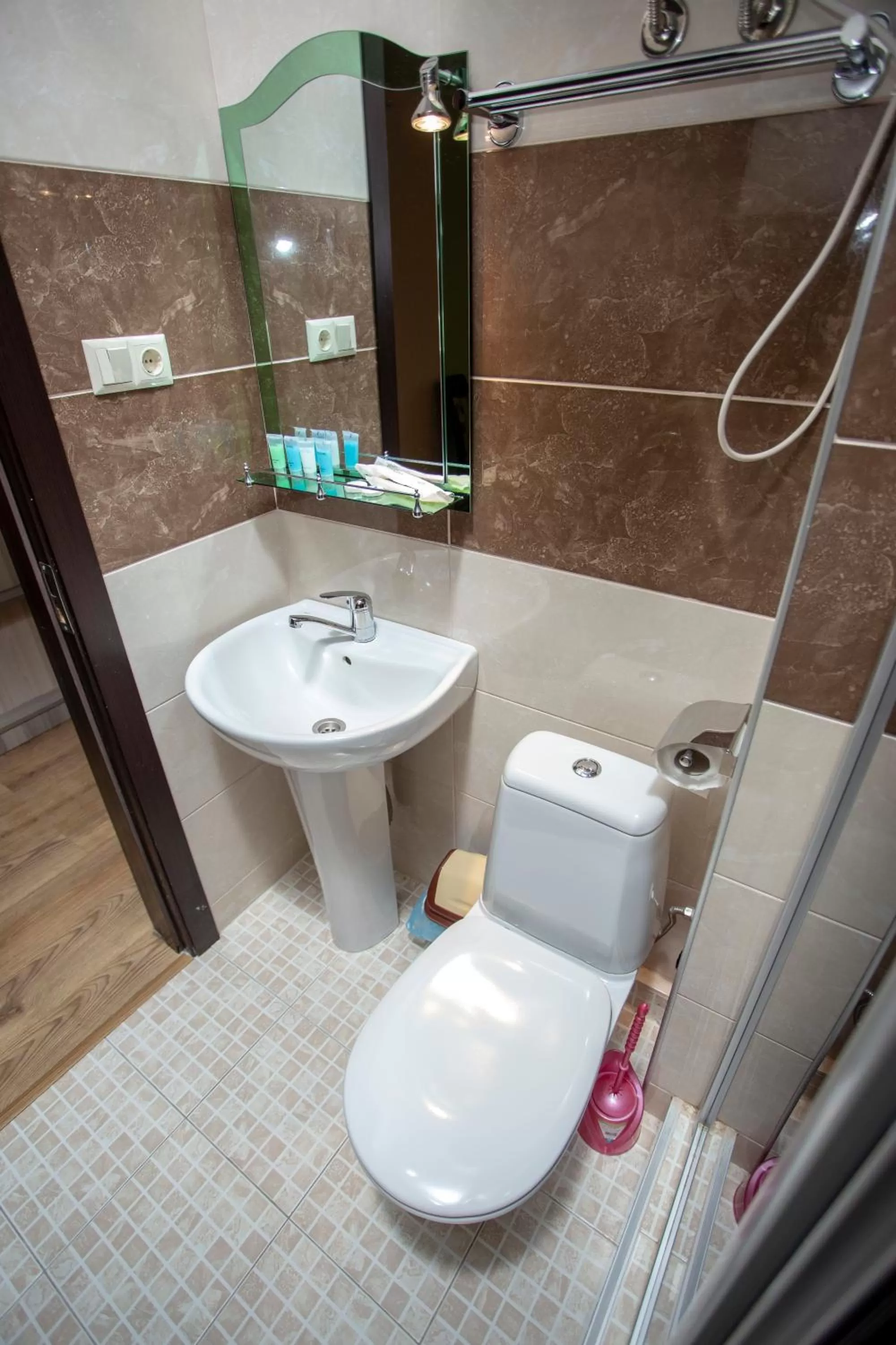 Shower in Blue Star Batumi