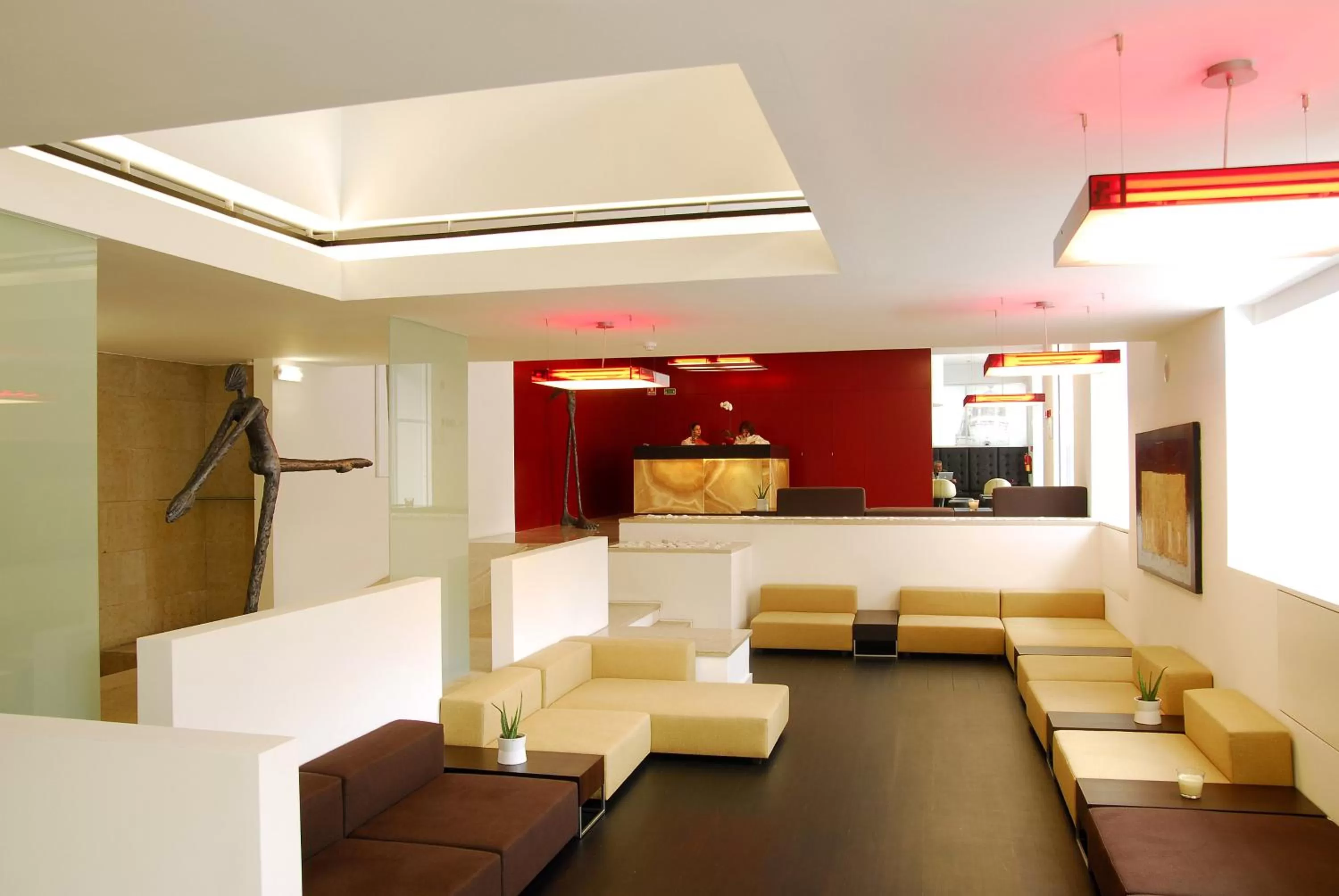 Lobby or reception in Hotel Jeronimos 8