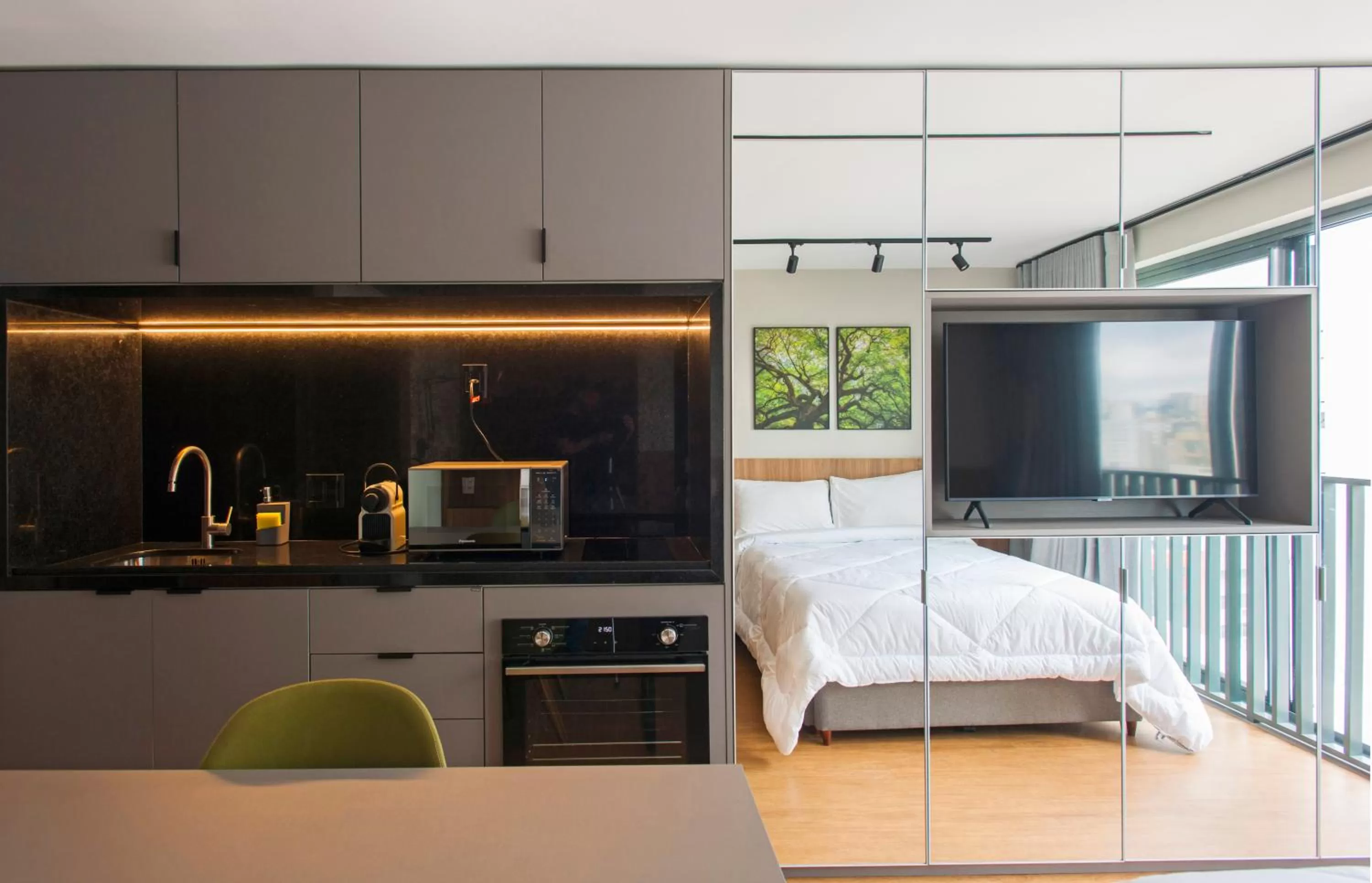 Communal kitchen, Kitchen/Kitchenette in Cityhome GO 24 Porto Alegre