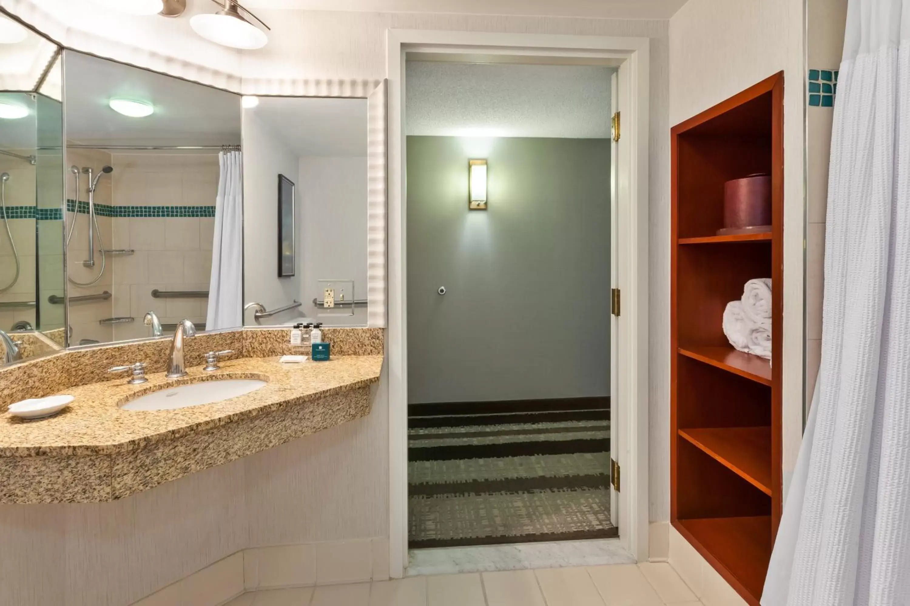 King Room - Mobility Access/Hearing Accessible in Crowne Plaza Dulles Airport by IHG King Room - Mobility Access/Hearing Accessible in Crowne Plaza Dulles Airport by IHG