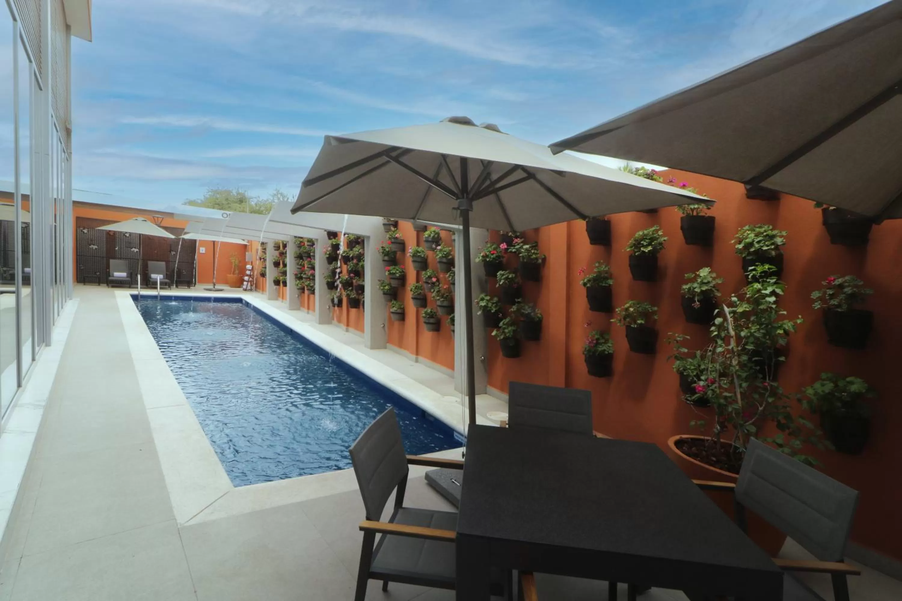 Swimming pool in Culiacan Marriott Hotel